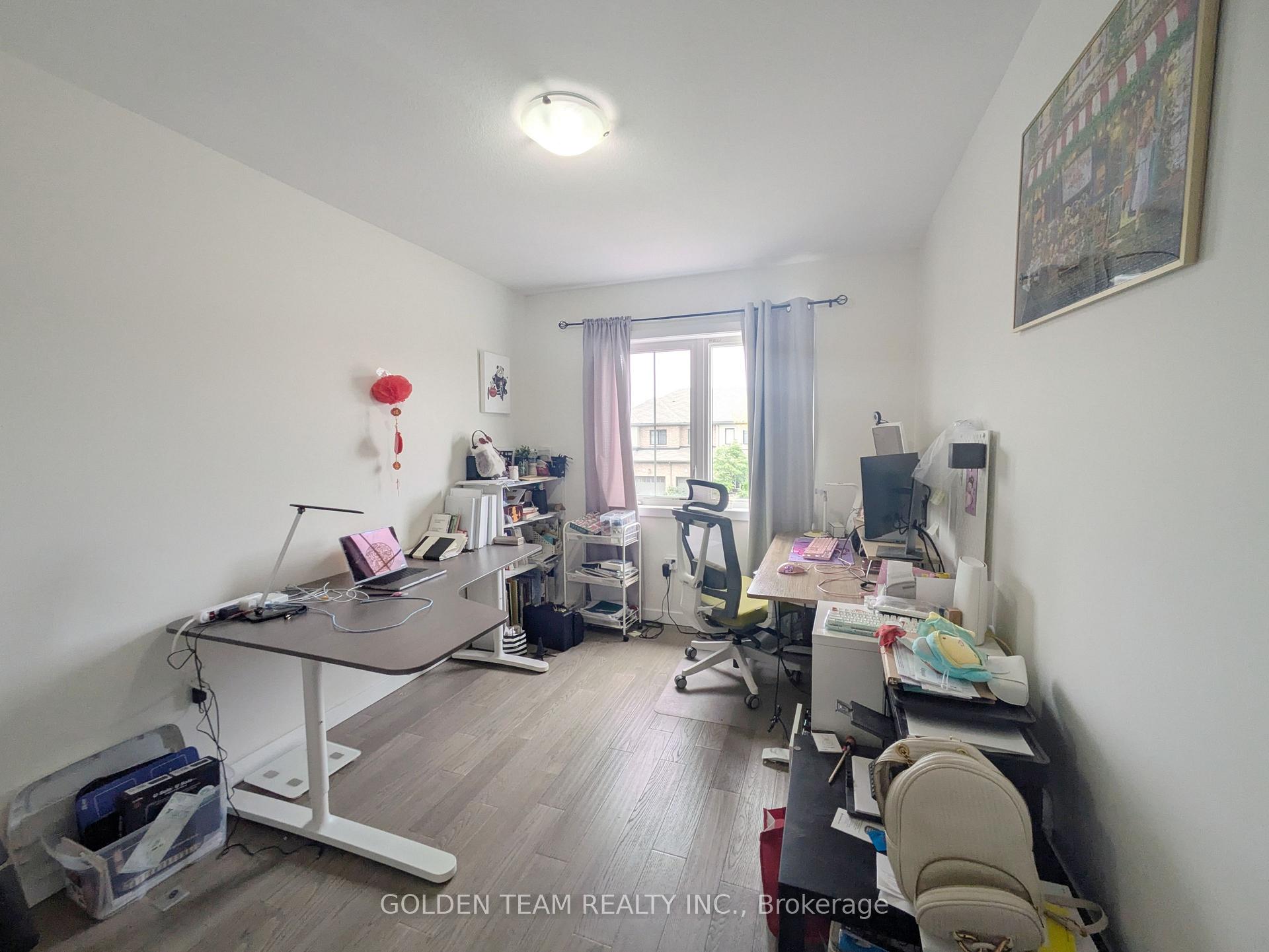 Photo 2 of 38 Sherway Street, Hamilton, Stoney Creek Mountain — HOMEH