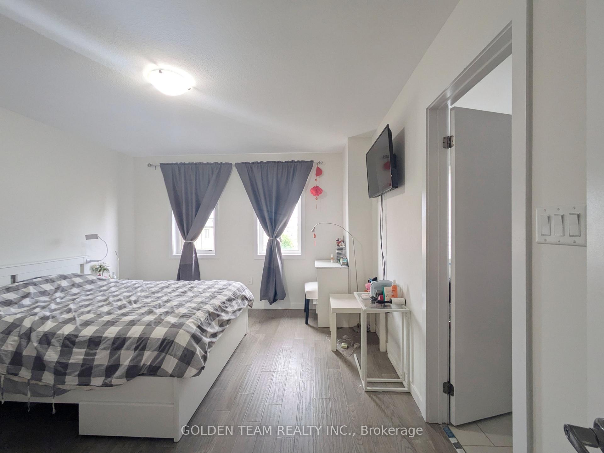 Photo 7 of 38 Sherway Street, Hamilton, Stoney Creek Mountain — HOMEH