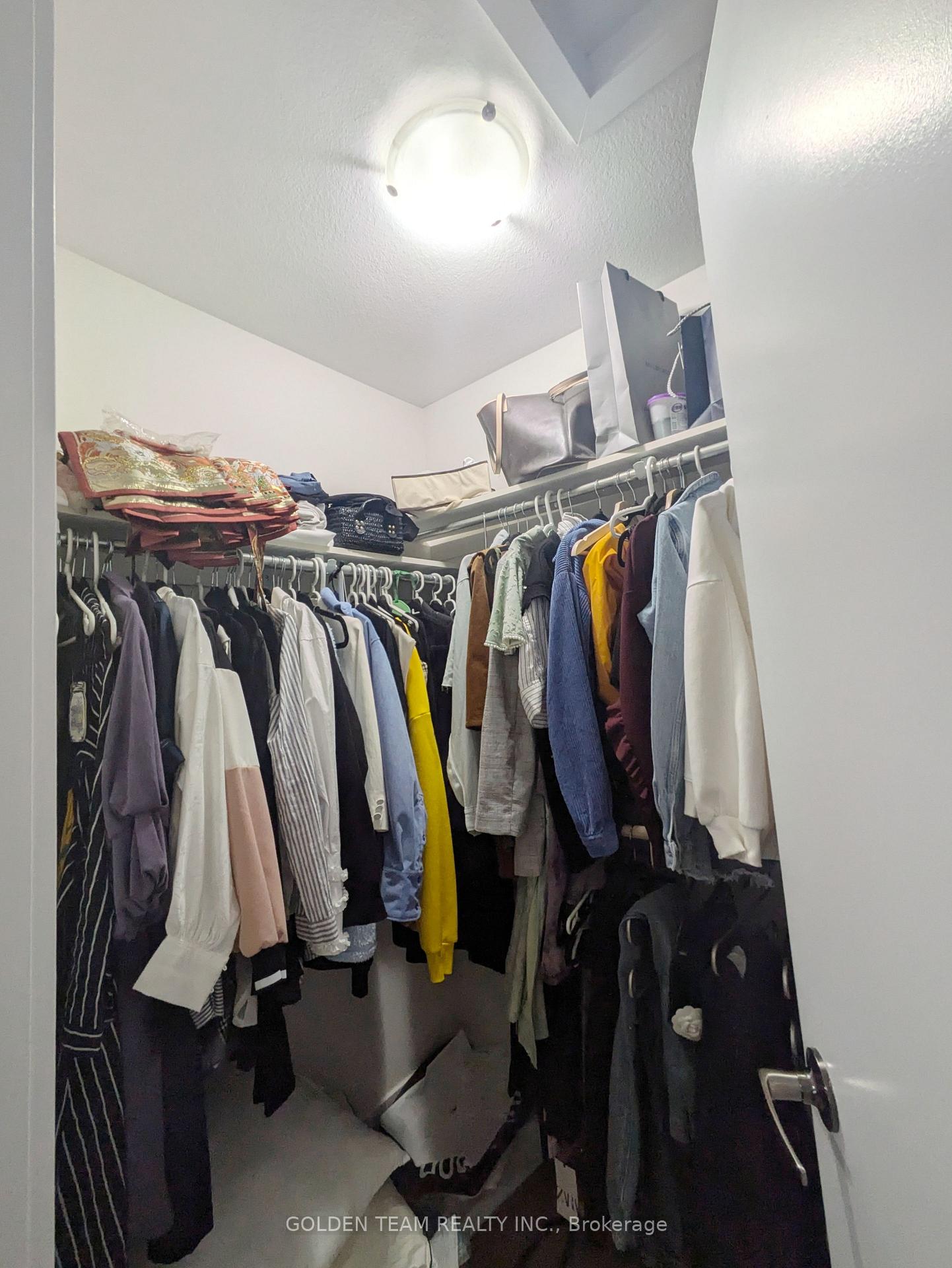 Photo 10 of 38 Sherway Street, Hamilton, Stoney Creek Mountain — HOMEH