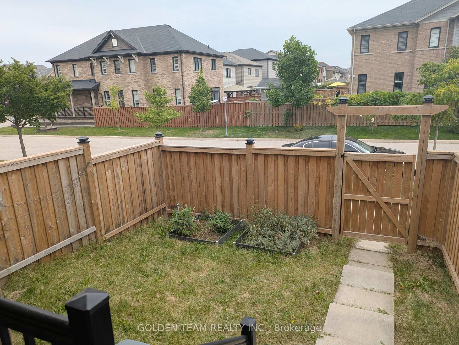 Photo 16 of 38 Sherway Street, Hamilton, Stoney Creek Mountain — HOMEH