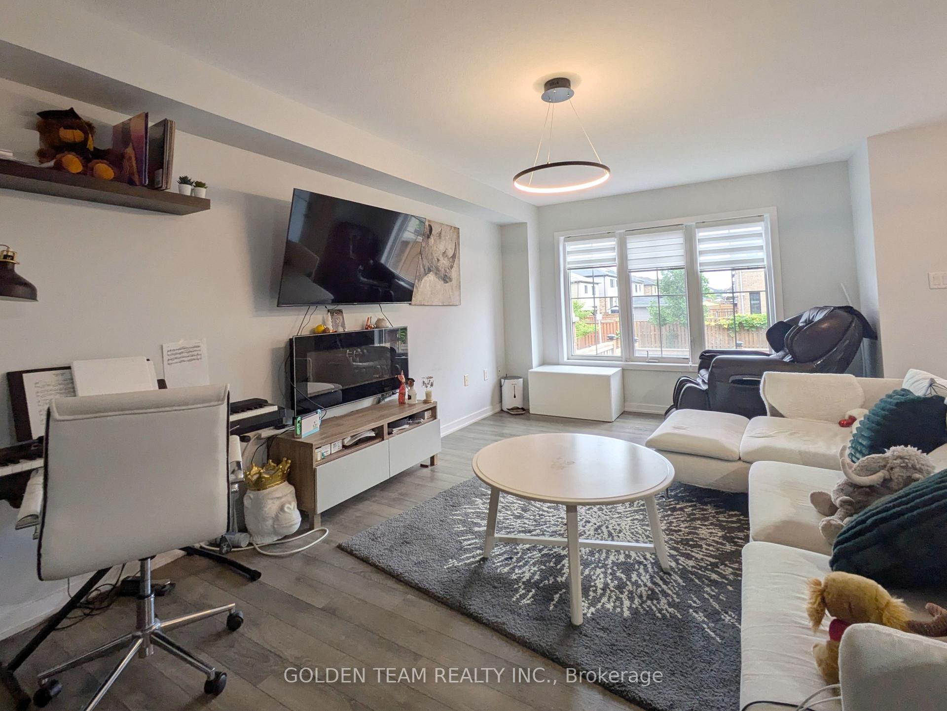 Photo 18 of 38 Sherway Street, Hamilton, Stoney Creek Mountain — HOMEH