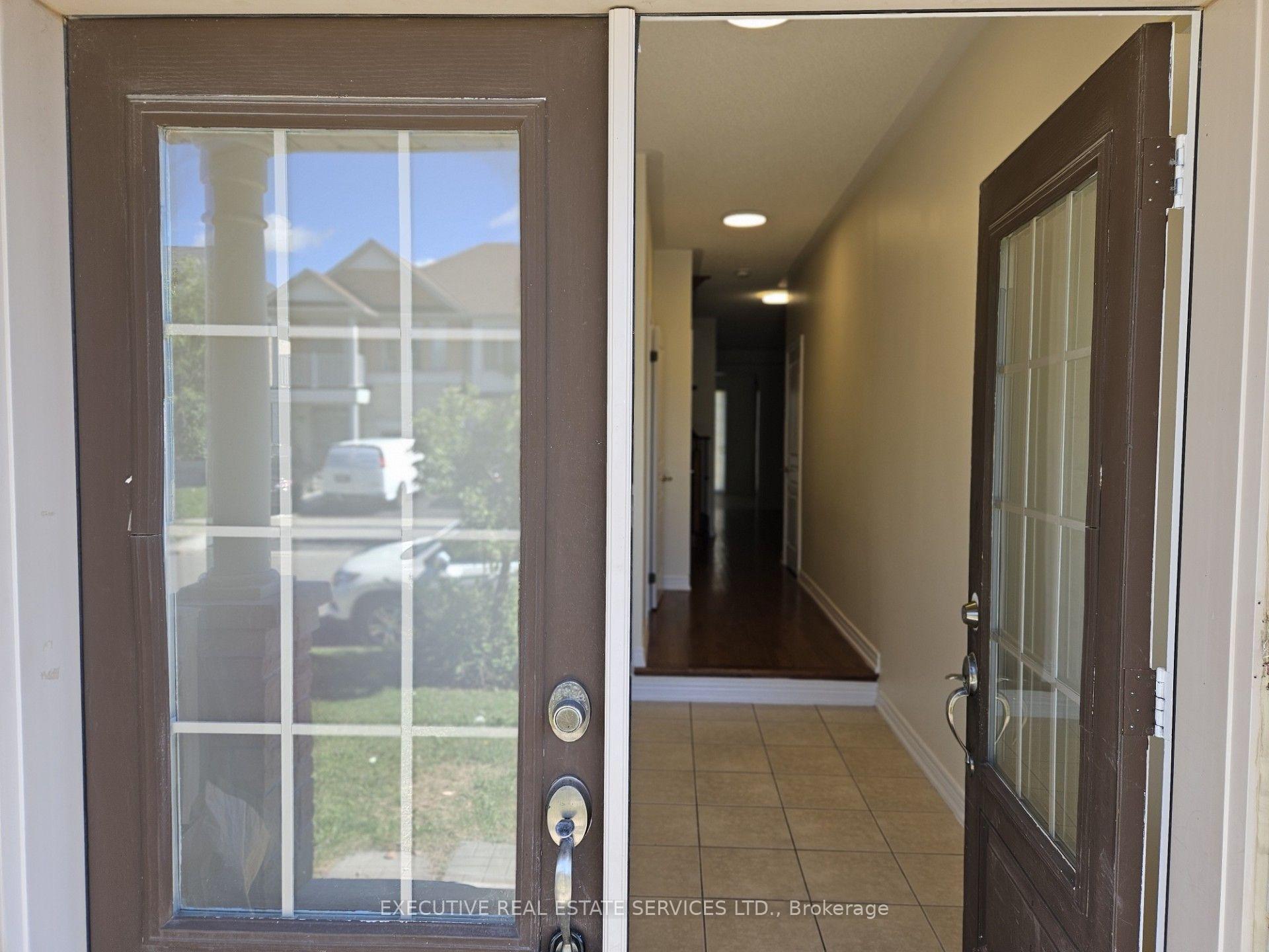 Photo 2 of 27 Durango Drive, Brampton, Credit Valley — HOMEH