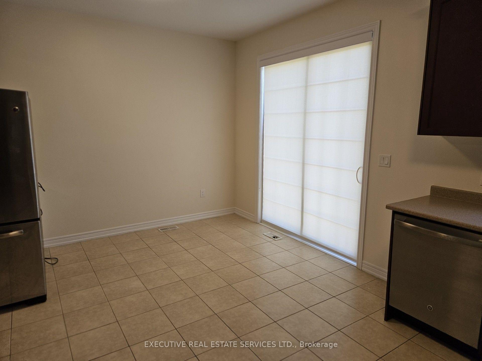 Photo 11 of 27 Durango Drive, Brampton, Credit Valley — HOMEH
