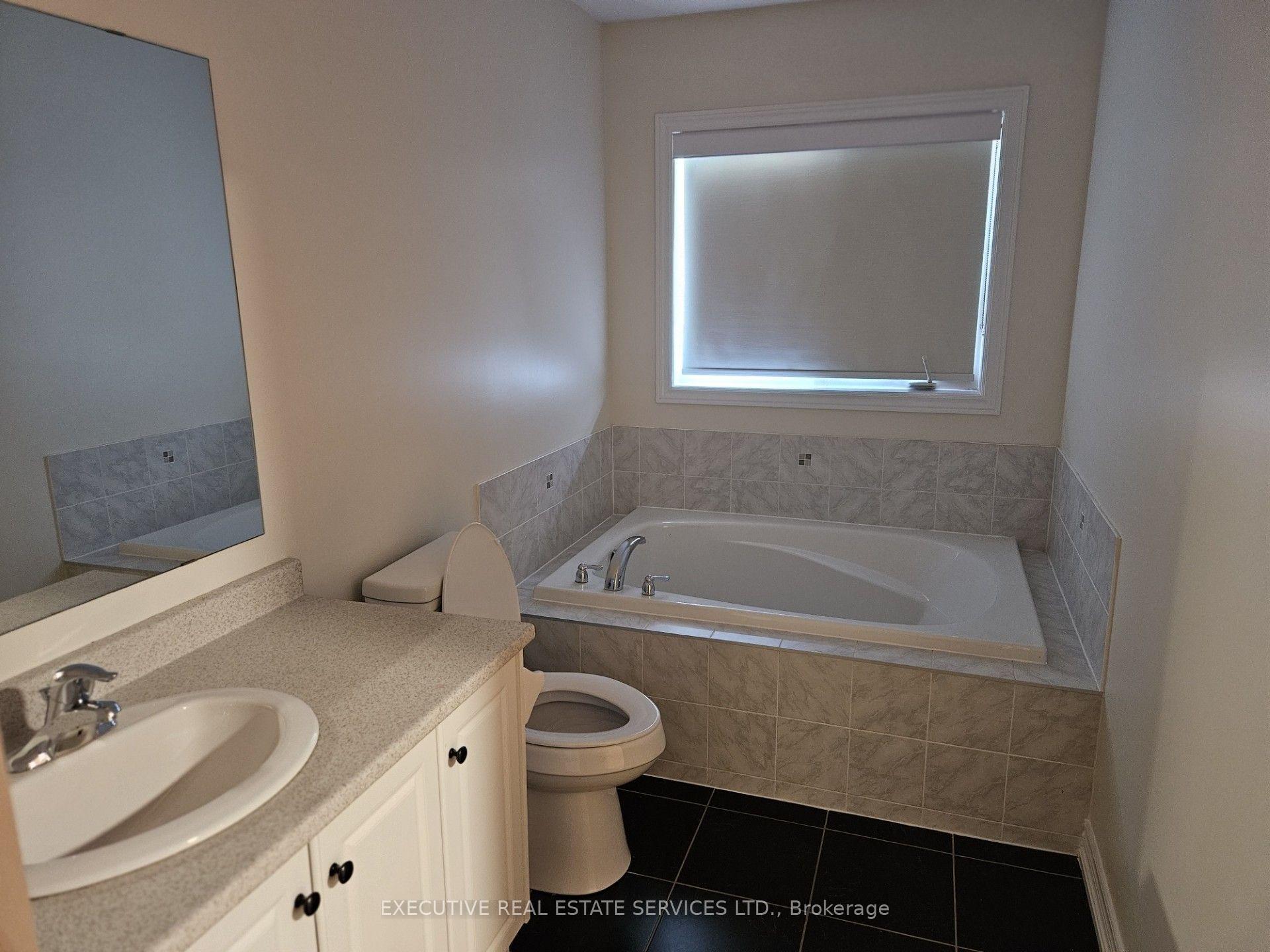 Photo 41 of 27 Durango Drive, Brampton, Credit Valley — HOMEH