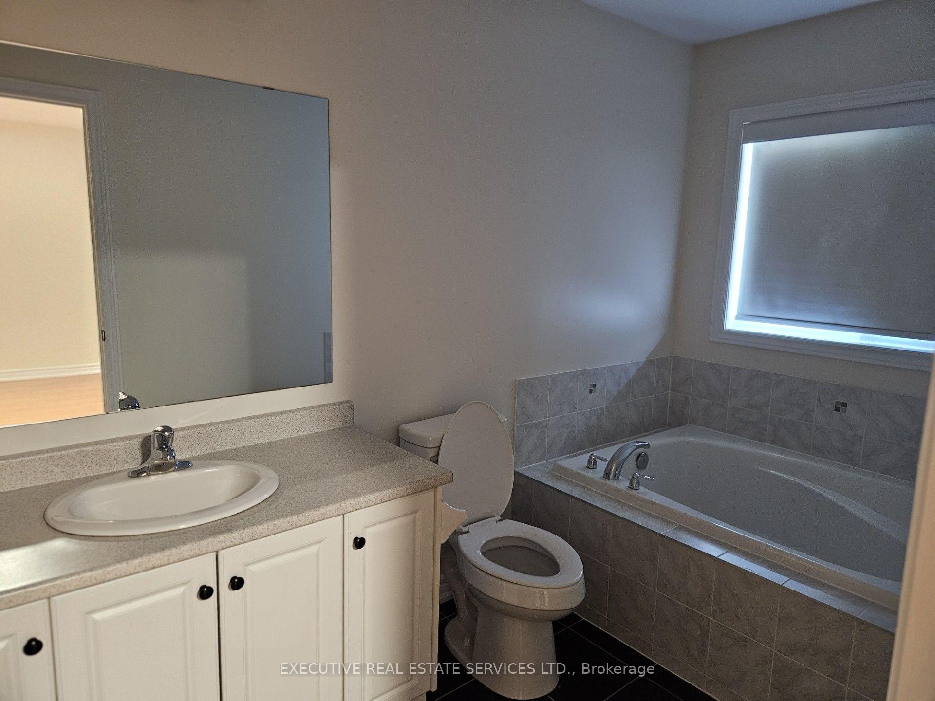 Photo 42 of 27 Durango Drive, Brampton, Credit Valley — HOMEH
