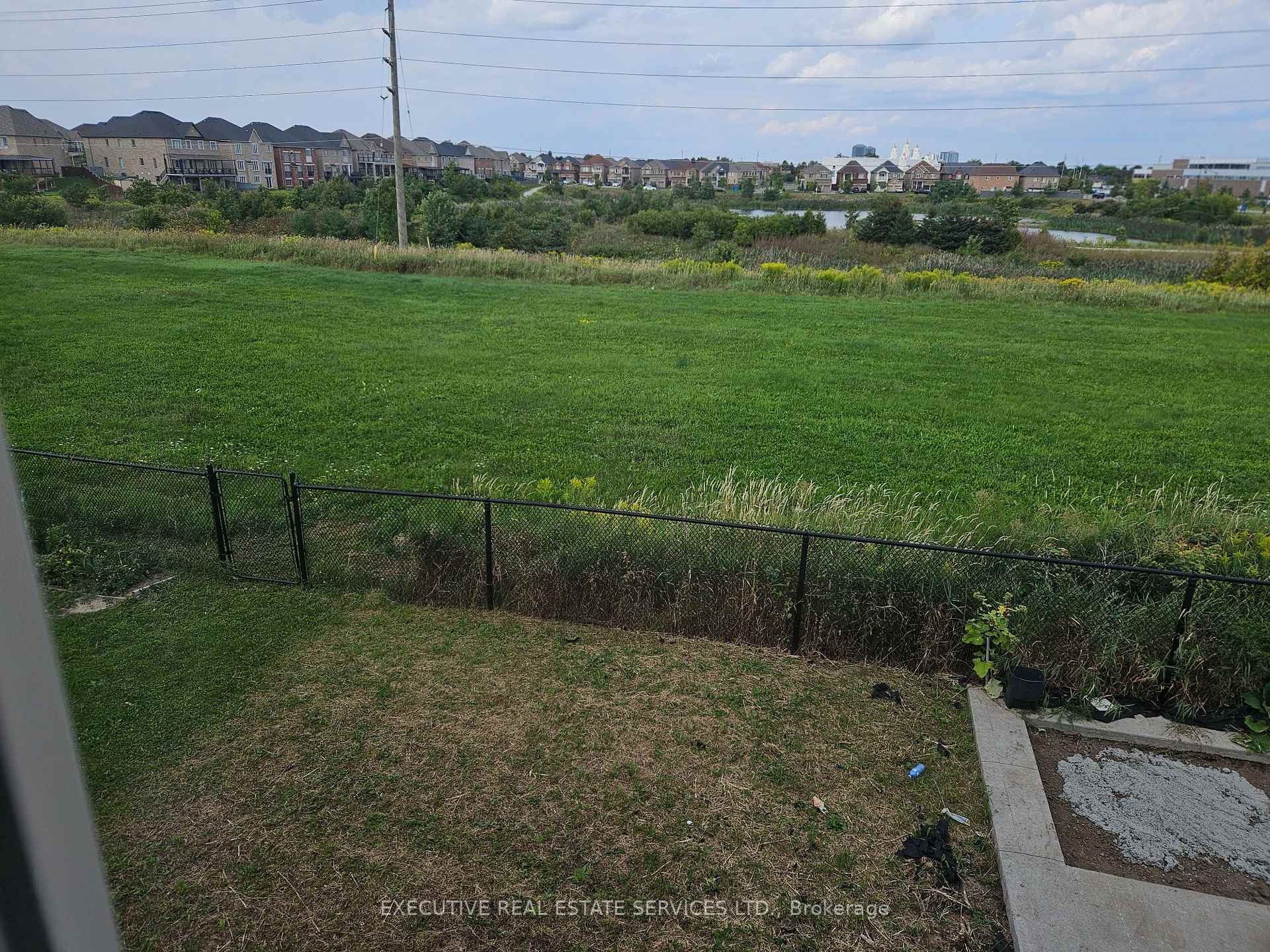 Photo 48 of 27 Durango Drive, Brampton, Credit Valley — HOMEH