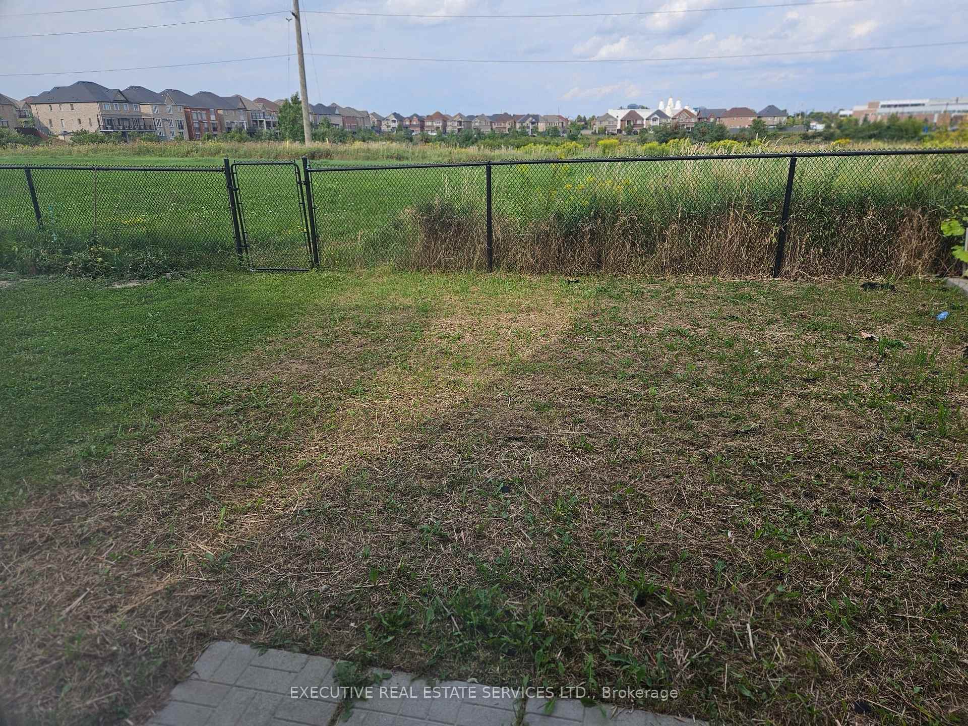 Photo 50 of 27 Durango Drive, Brampton, Credit Valley — HOMEH