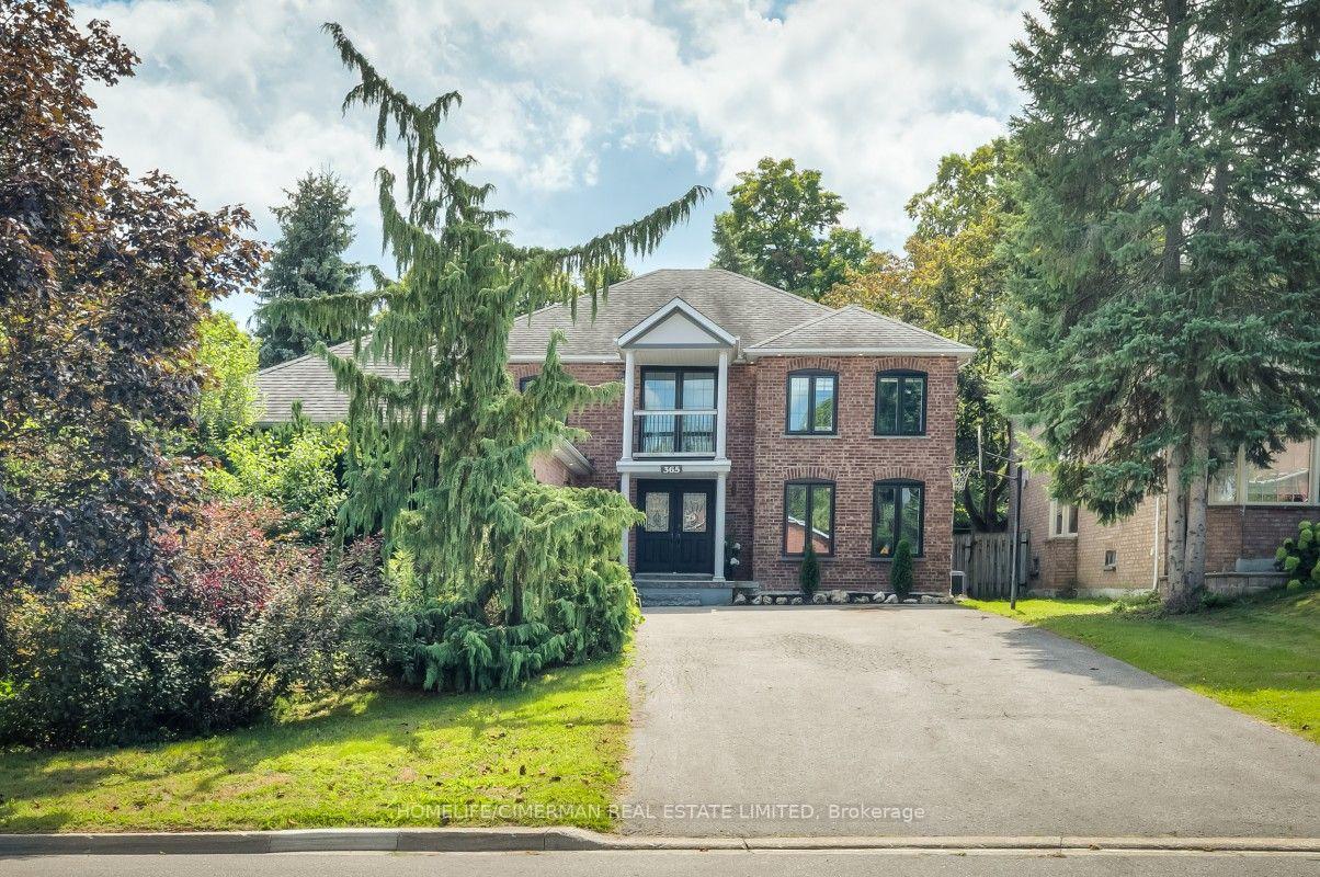 Photo of 365 Kennedy Street W