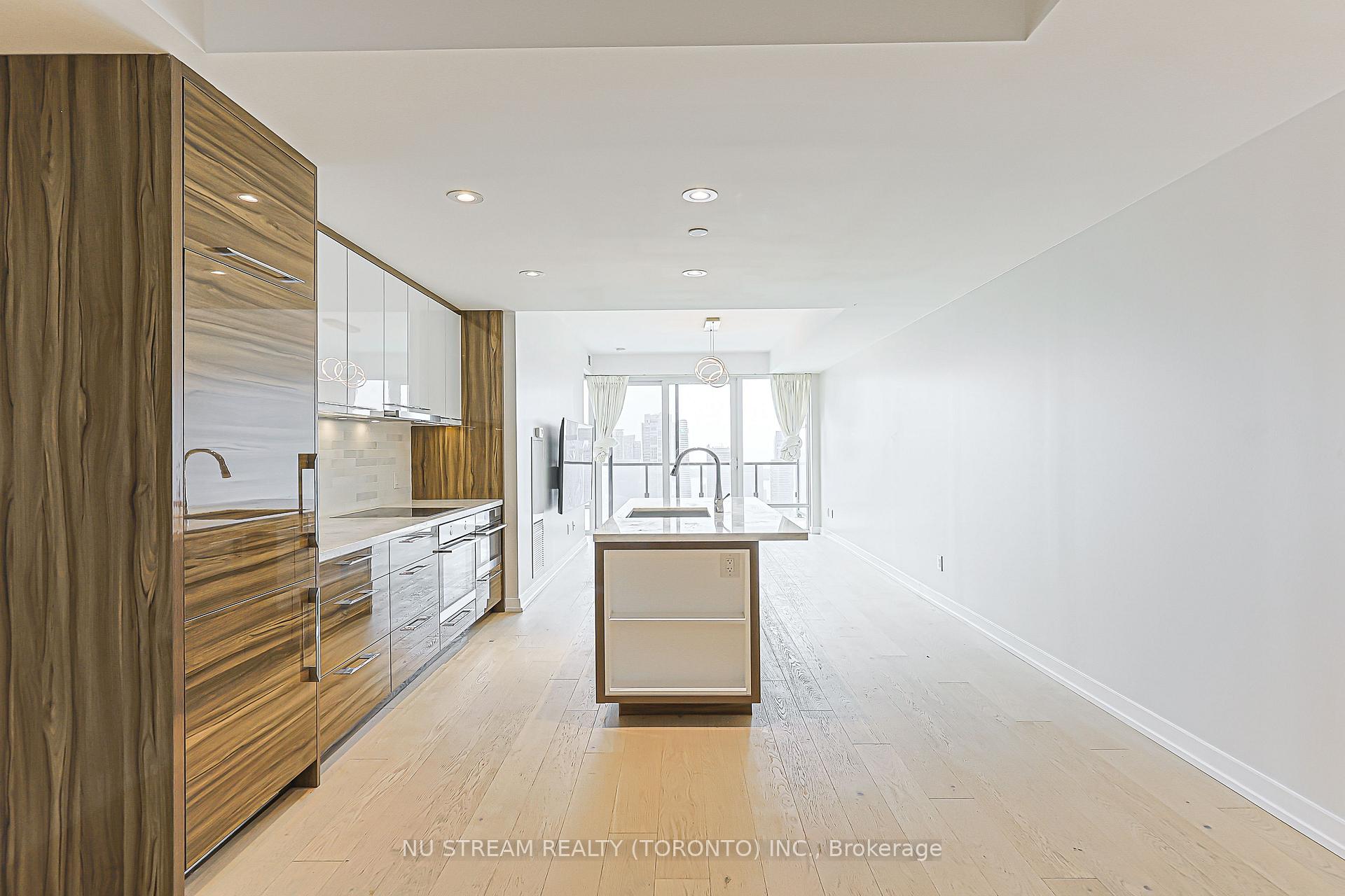 Photo 12 of Unit 4608, 488 University Avenue, Toronto, Kensington-Chinatown — HOMEH