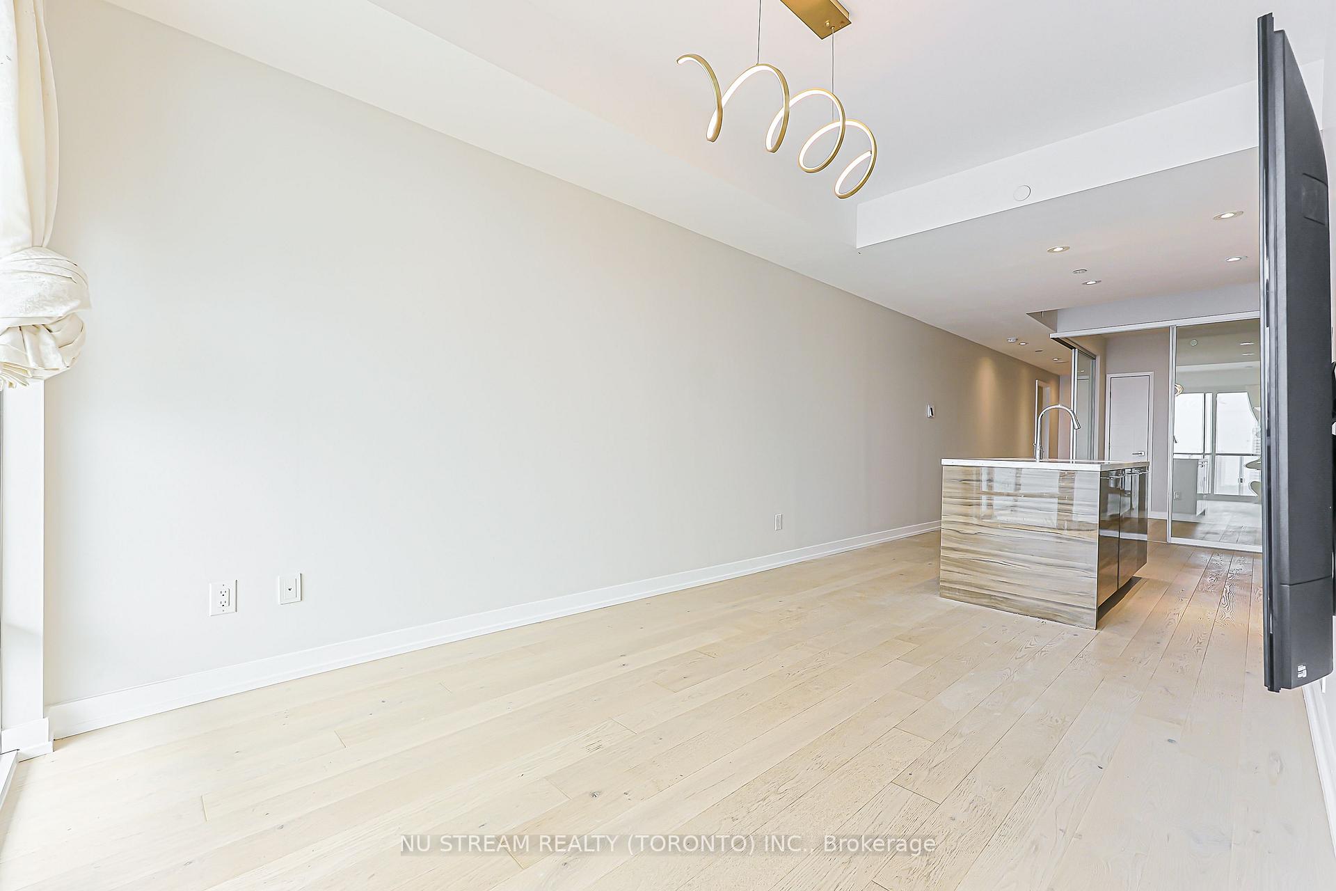 Photo 14 of Unit 4608, 488 University Avenue, Toronto, Kensington-Chinatown — HOMEH
