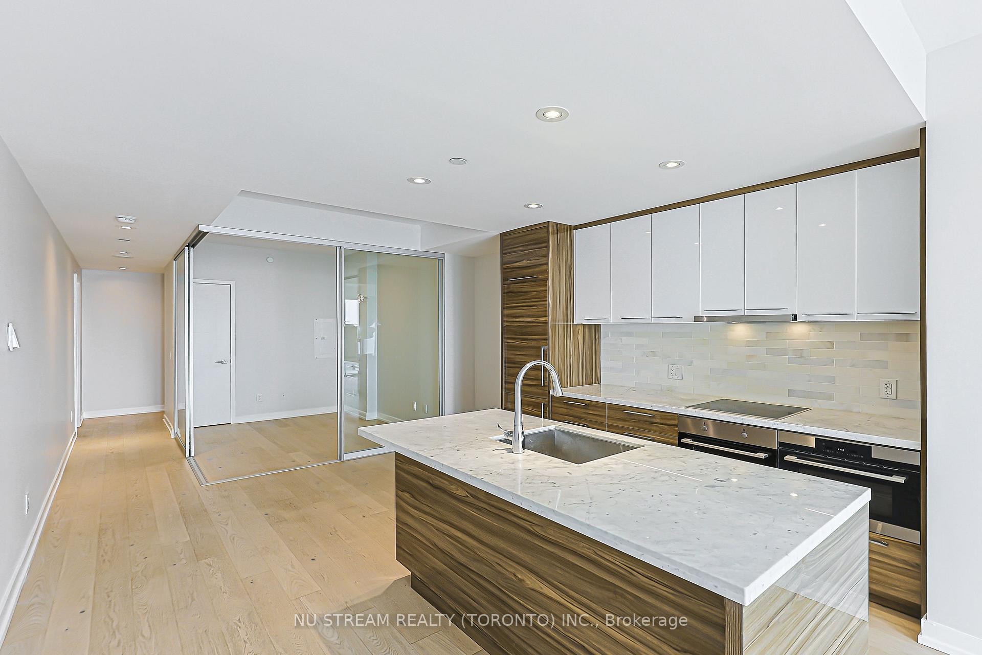 Photo 16 of Unit 4608, 488 University Avenue, Toronto, Kensington-Chinatown — HOMEH