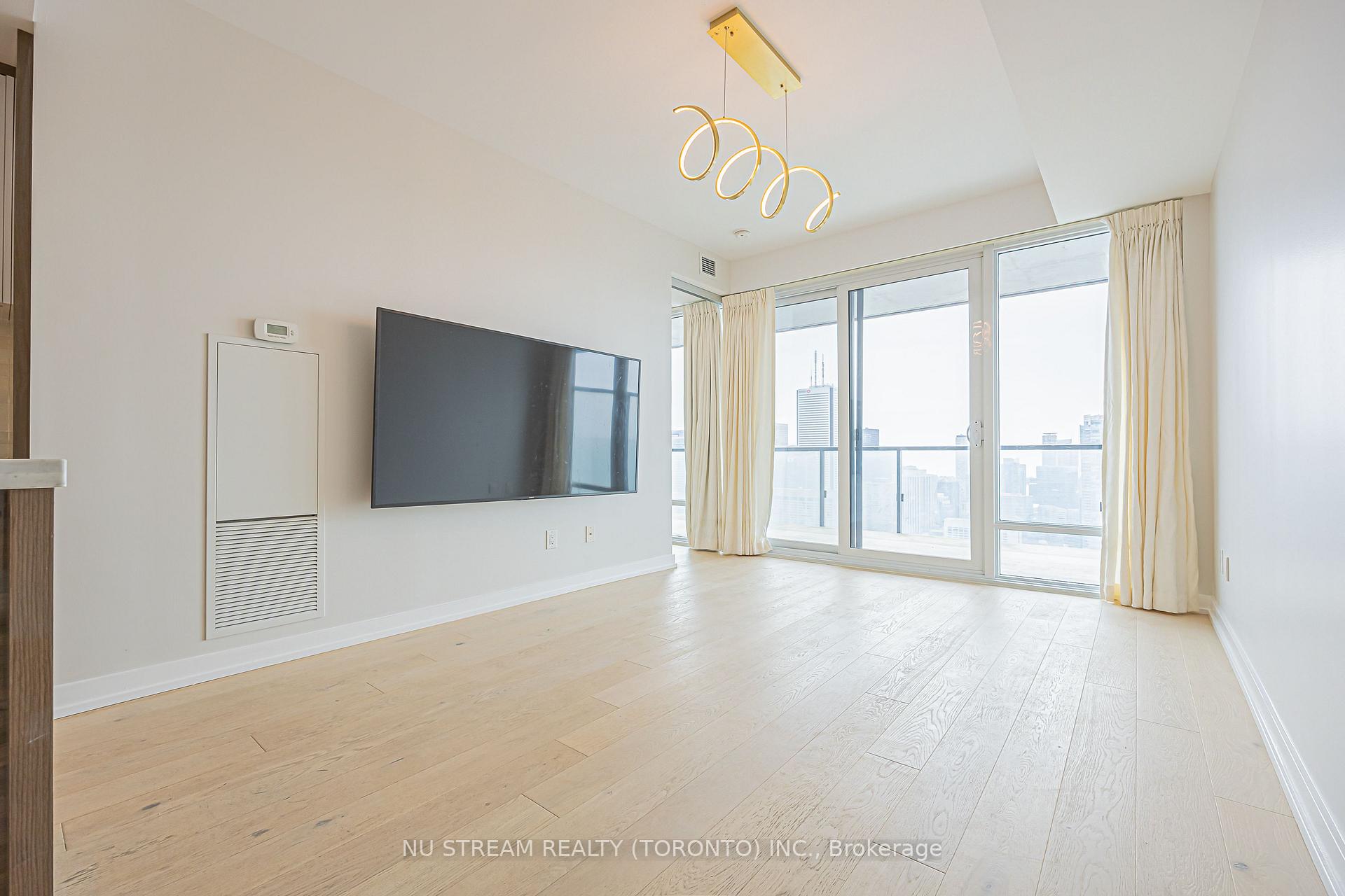 Photo 21 of Unit 4608, 488 University Avenue, Toronto, Kensington-Chinatown — HOMEH