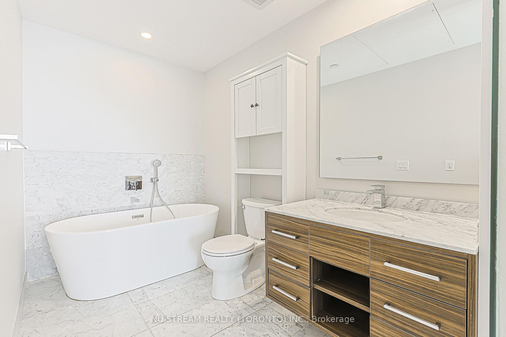 Photo 36 of Unit 4608, 488 University Avenue, Toronto, Kensington-Chinatown — HOMEH