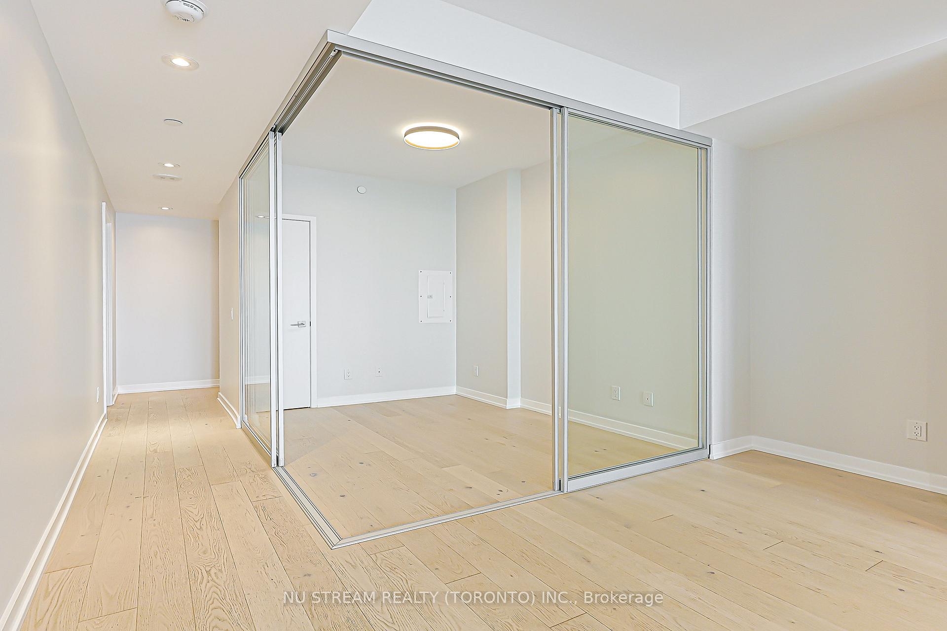 Photo 42 of Unit 4608, 488 University Avenue, Toronto, Kensington-Chinatown — HOMEH