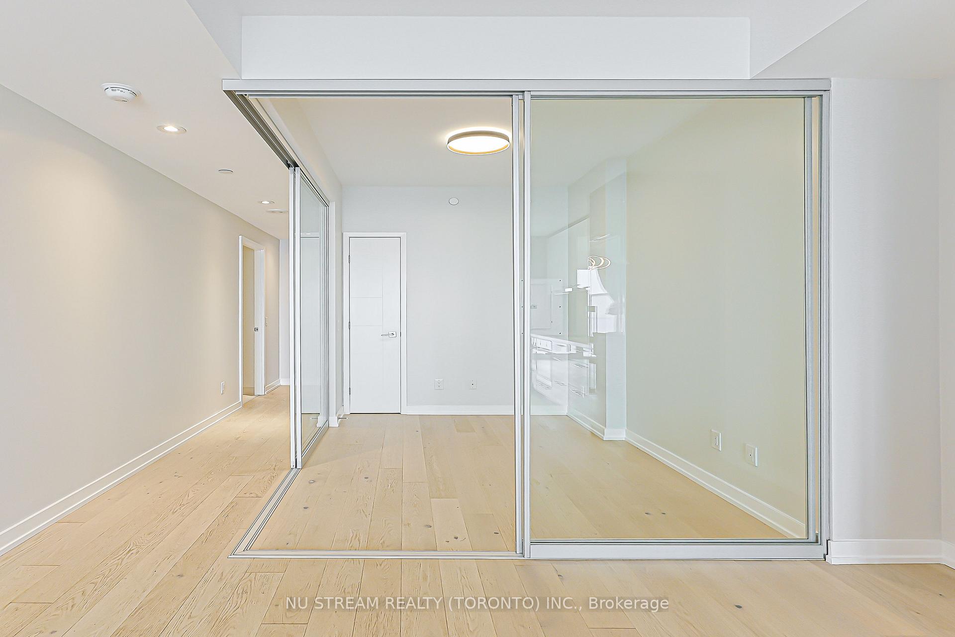 Photo 43 of Unit 4608, 488 University Avenue, Toronto, Kensington-Chinatown — HOMEH