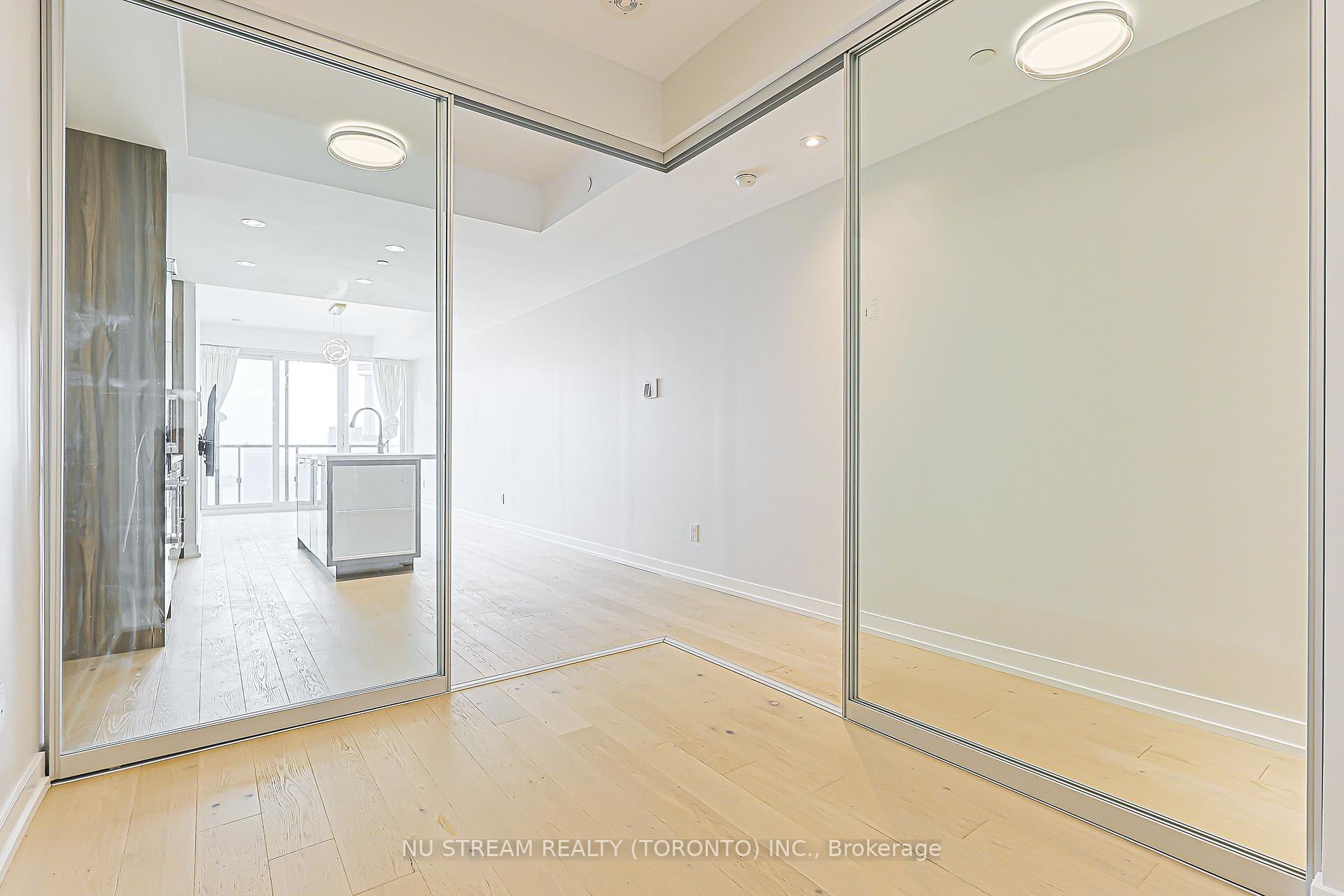 Photo 45 of Unit 4608, 488 University Avenue, Toronto, Kensington-Chinatown — HOMEH