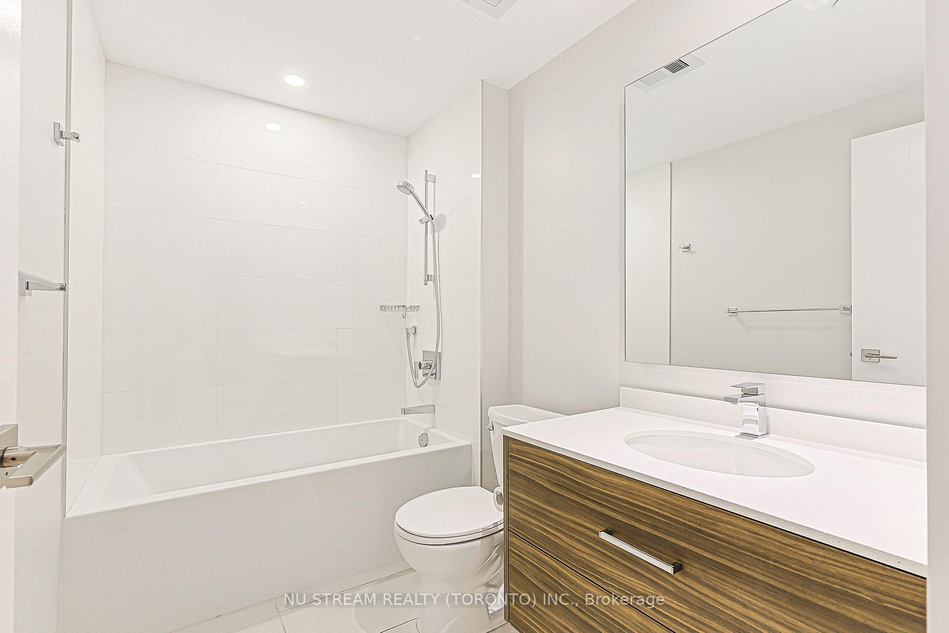 Photo 46 of Unit 4608, 488 University Avenue, Toronto, Kensington-Chinatown — HOMEH