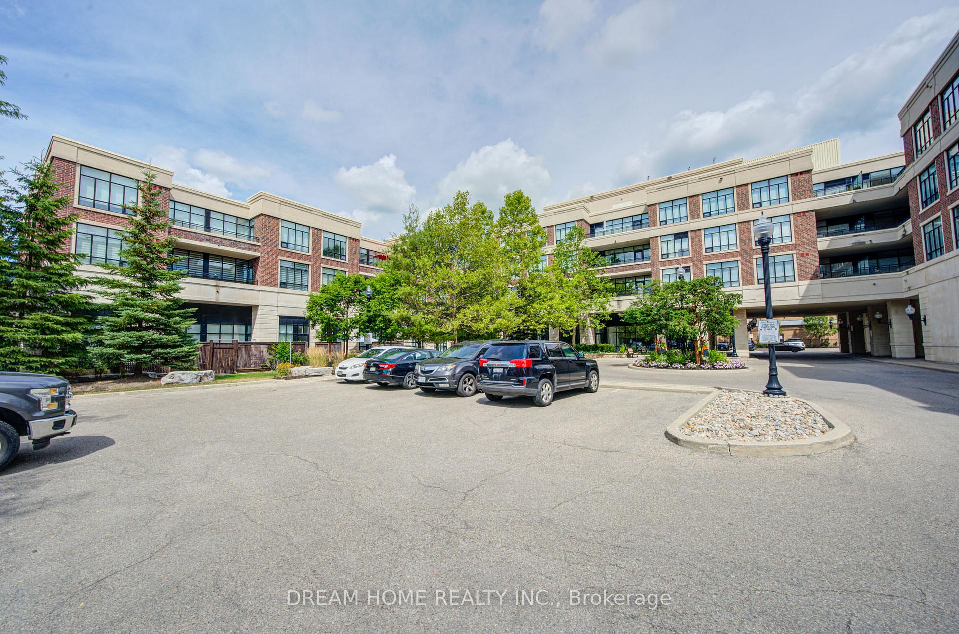 Photo 4 of Unit 322, 2396 Major Mackenzie Drive, Vaughan, Maple — HOMEH