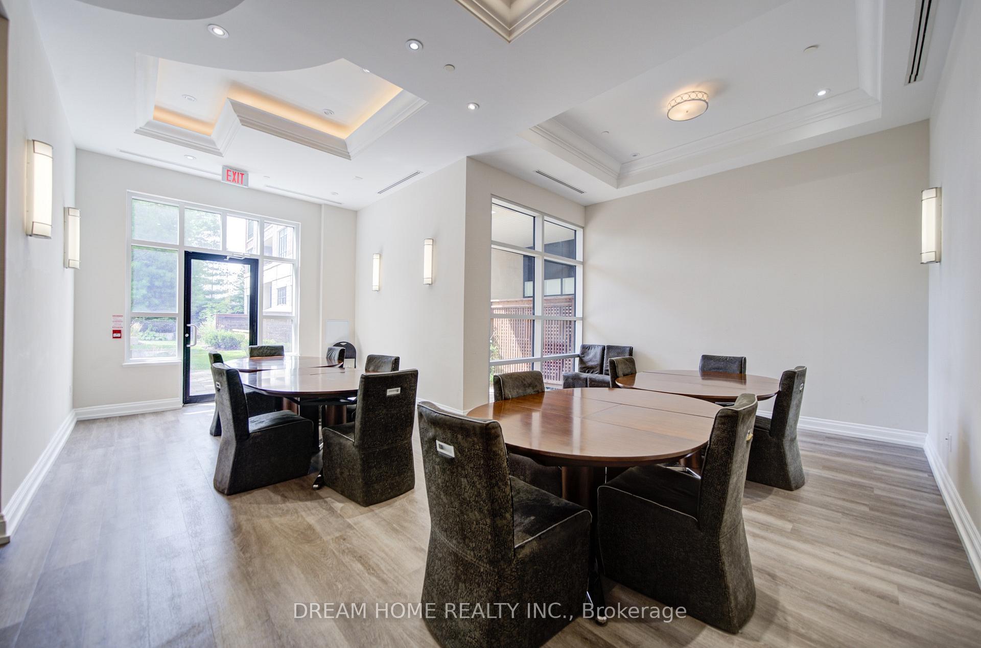 Photo 7 of Unit 322, 2396 Major Mackenzie Drive, Vaughan, Maple — HOMEH