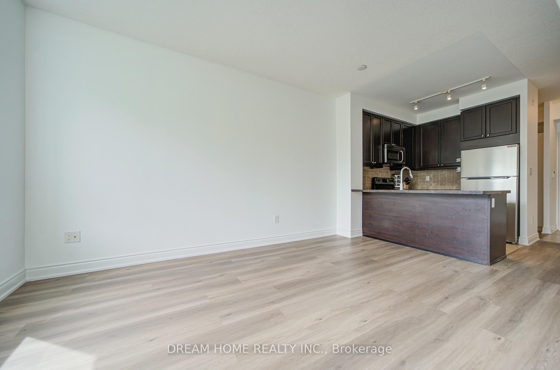 Photo 15 of Unit 322, 2396 Major Mackenzie Drive, Vaughan, Maple — HOMEH