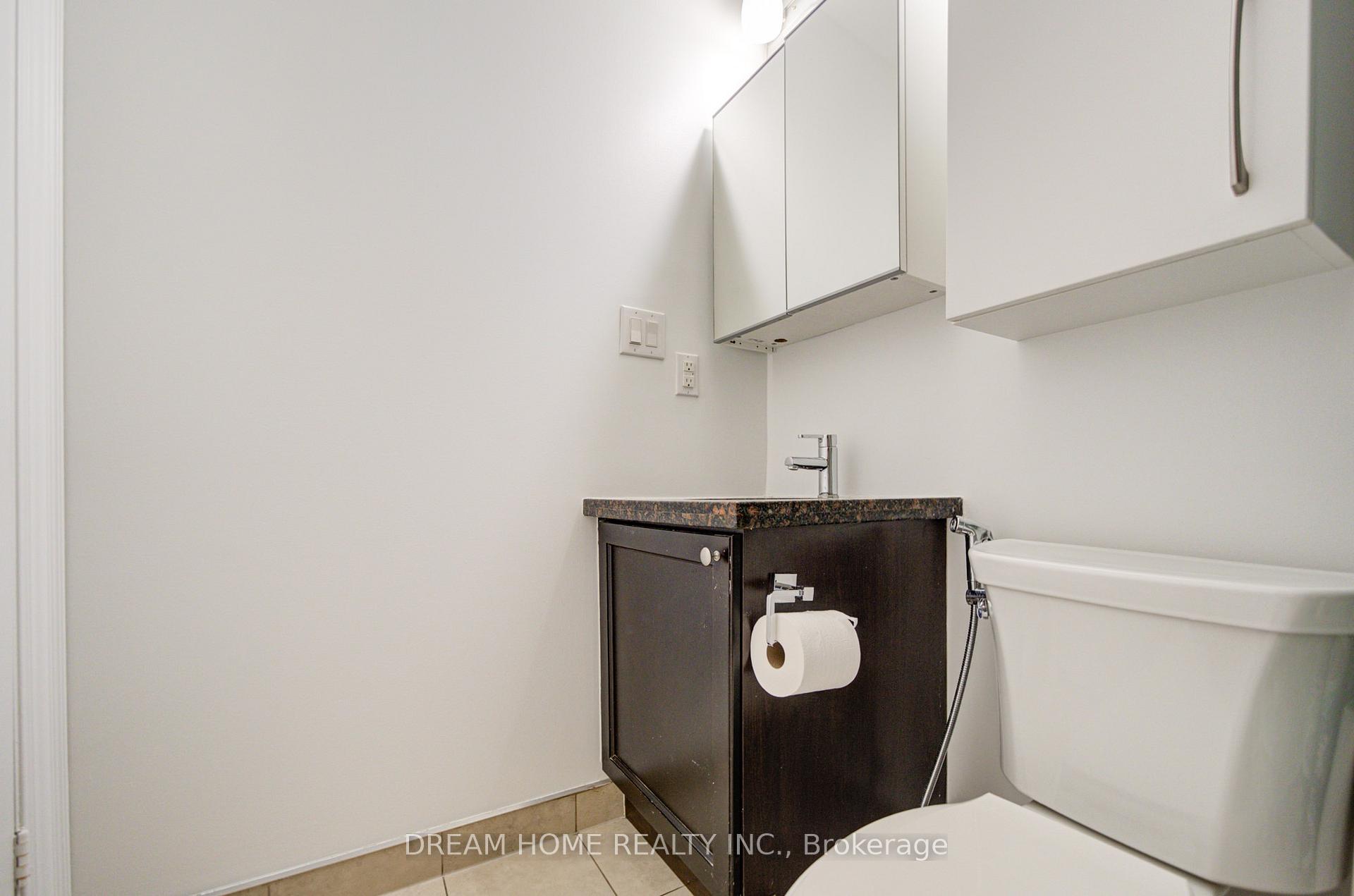 Photo 42 of Unit 322, 2396 Major Mackenzie Drive, Vaughan, Maple — HOMEH