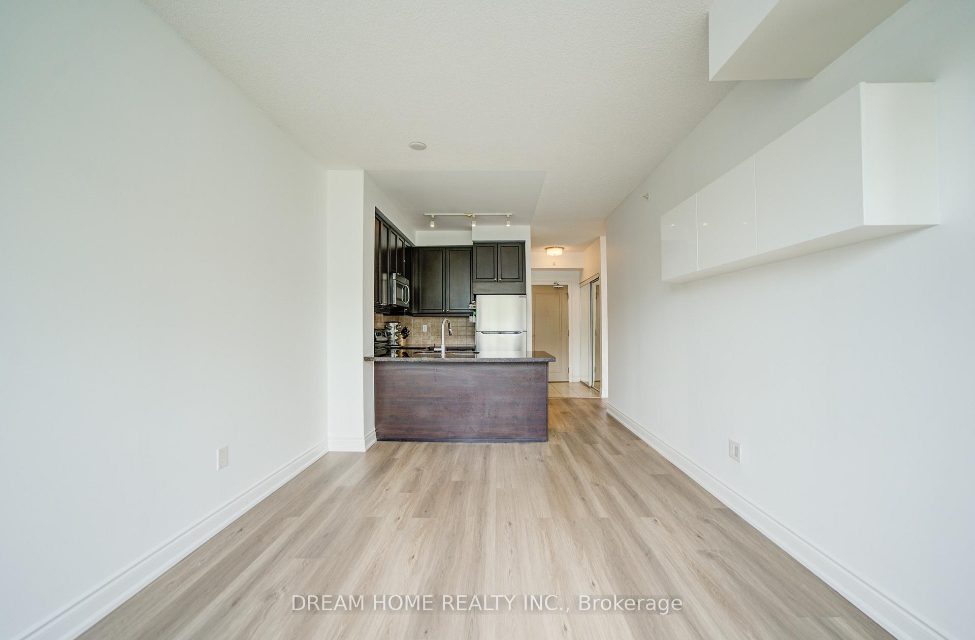 Photo 43 of Unit 322, 2396 Major Mackenzie Drive, Vaughan, Maple — HOMEH