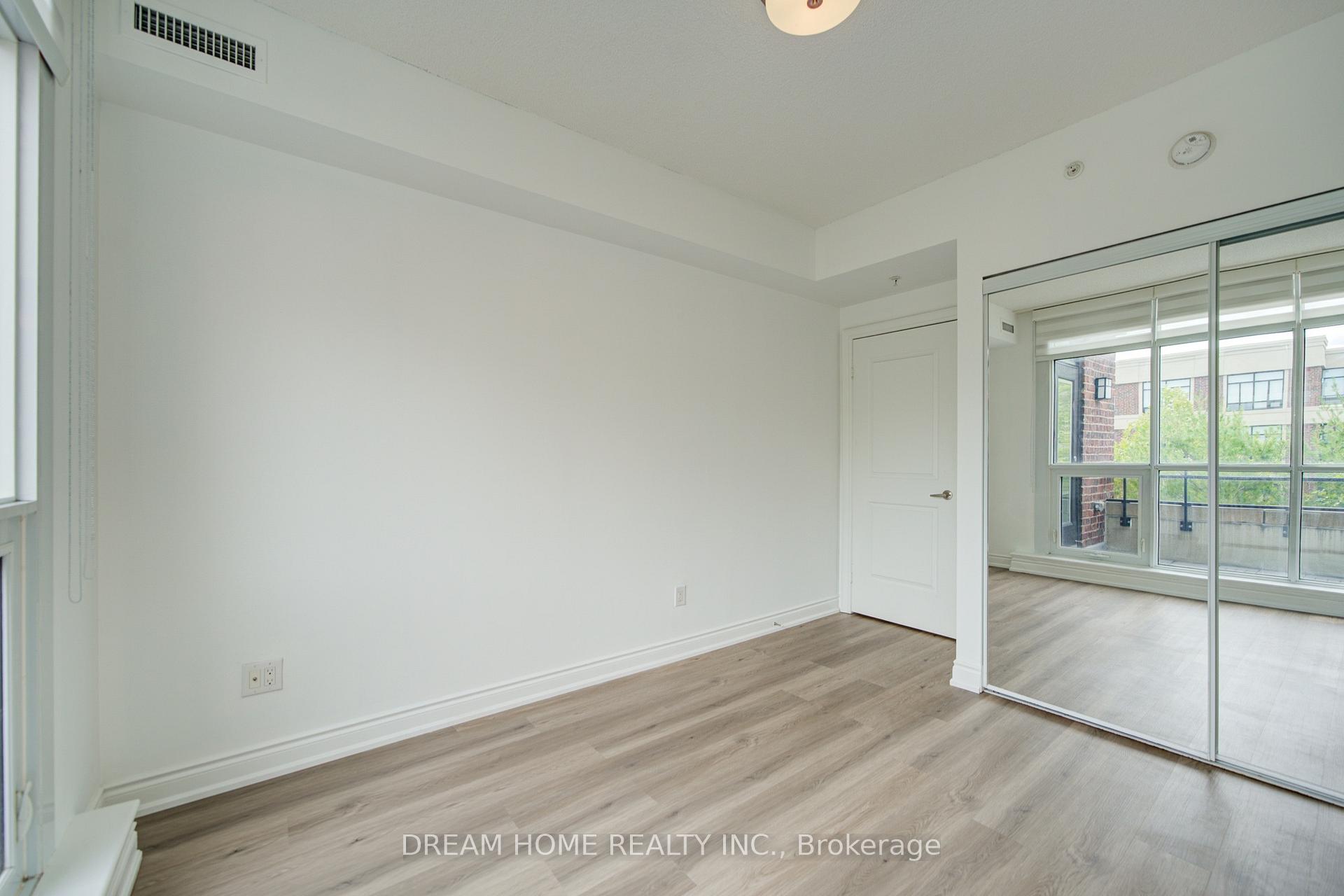 Photo 46 of Unit 322, 2396 Major Mackenzie Drive, Vaughan, Maple — HOMEH