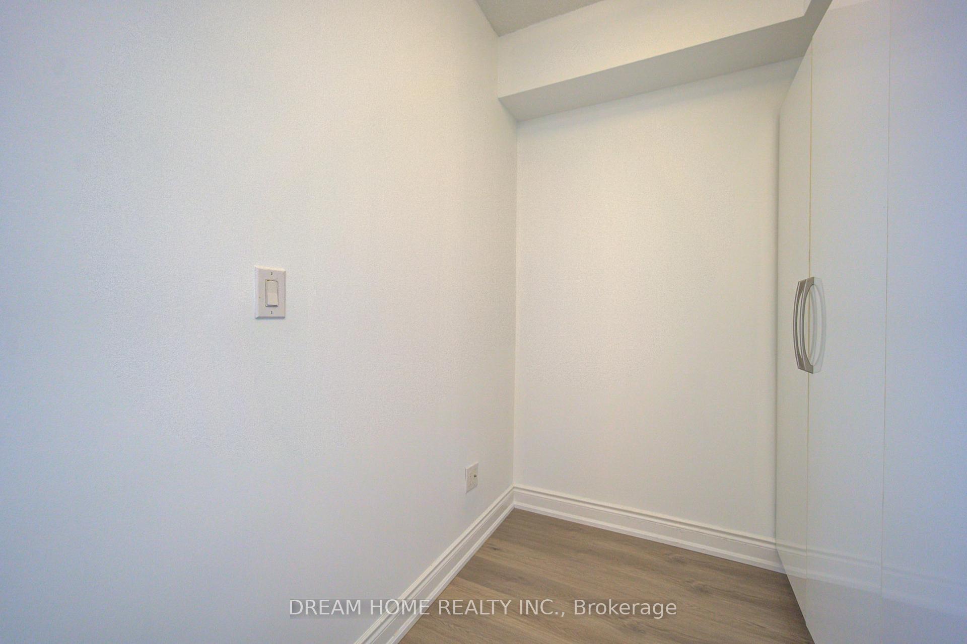 Photo 47 of Unit 322, 2396 Major Mackenzie Drive, Vaughan, Maple — HOMEH