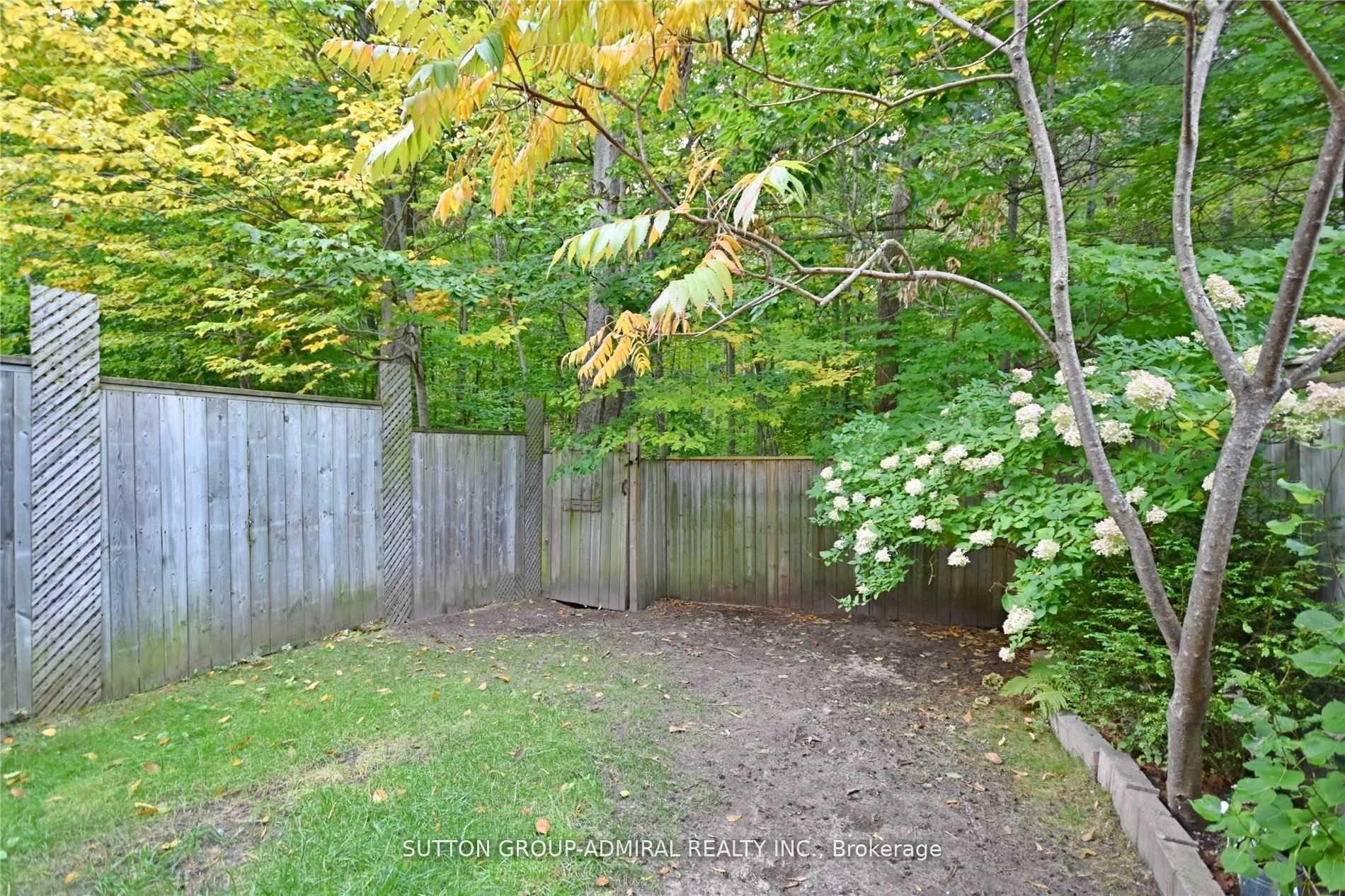 Photo 8 of Unit Walkout, 70 Hawthorne Crescent, Barrie, Ardagh — HOMEH