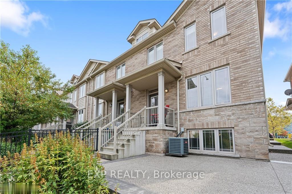 Photo 4 of Unit 16, 6 Chestnut Drive, Grimsby, Grimsby West — HOMEH