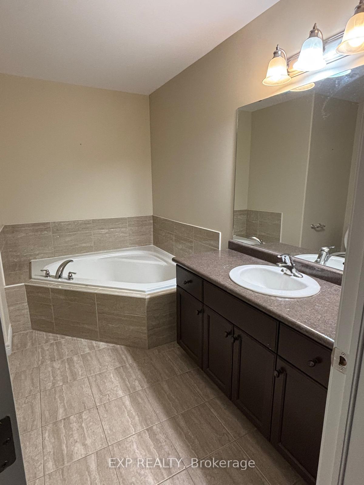 Photo 34 of Unit 16, 6 Chestnut Drive, Grimsby, Grimsby West — HOMEH