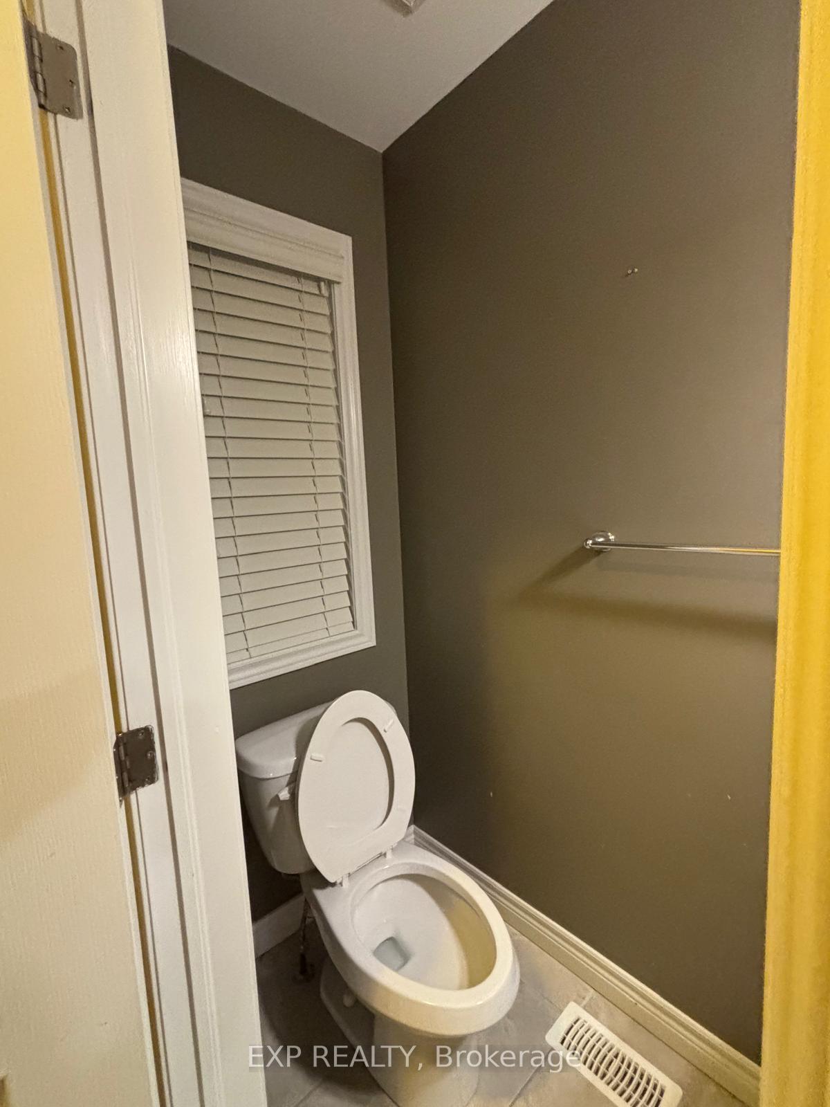 Photo 40 of Unit 16, 6 Chestnut Drive, Grimsby, Grimsby West — HOMEH