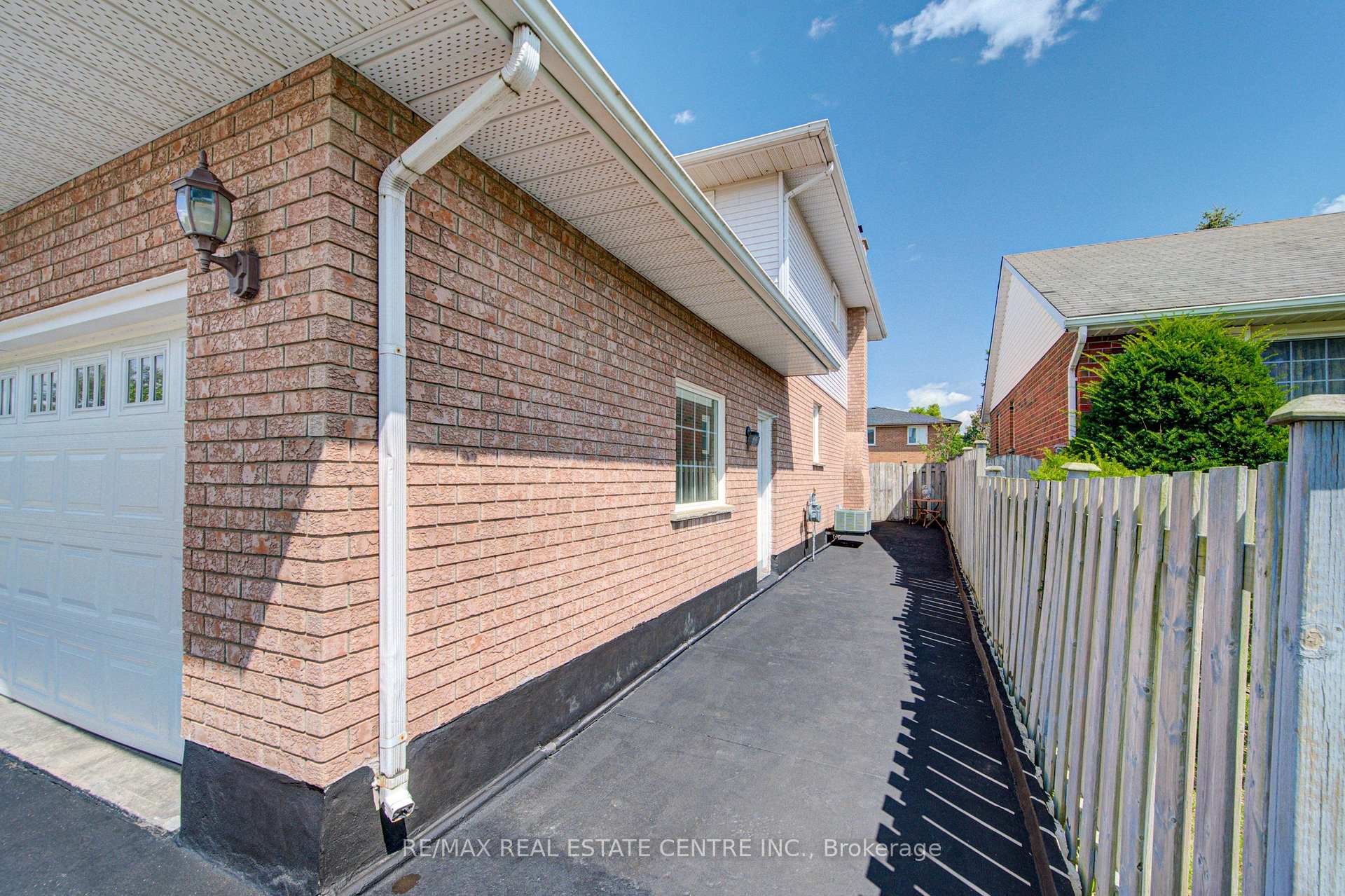 Photo 44 of 103 Southwood Drive, Cambridge, Southwood - Kinbridge — HOMEH