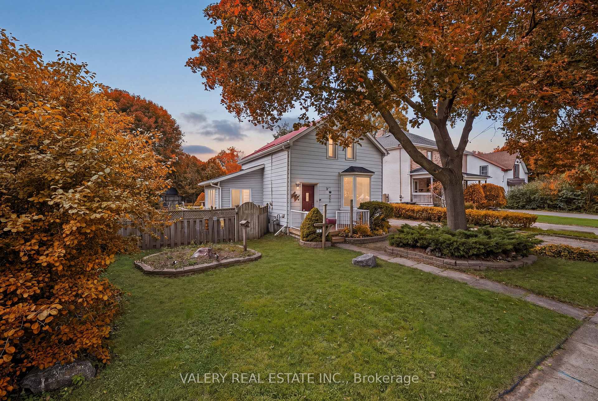 Photo of 34 Chalmers Street N