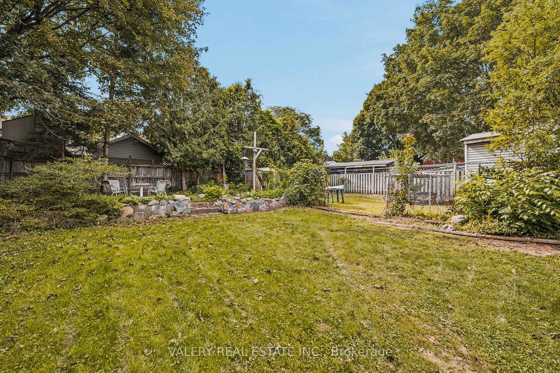 Photo 31 of 34 Chalmers Street N, Cambridge, East Galt — HOMEH
