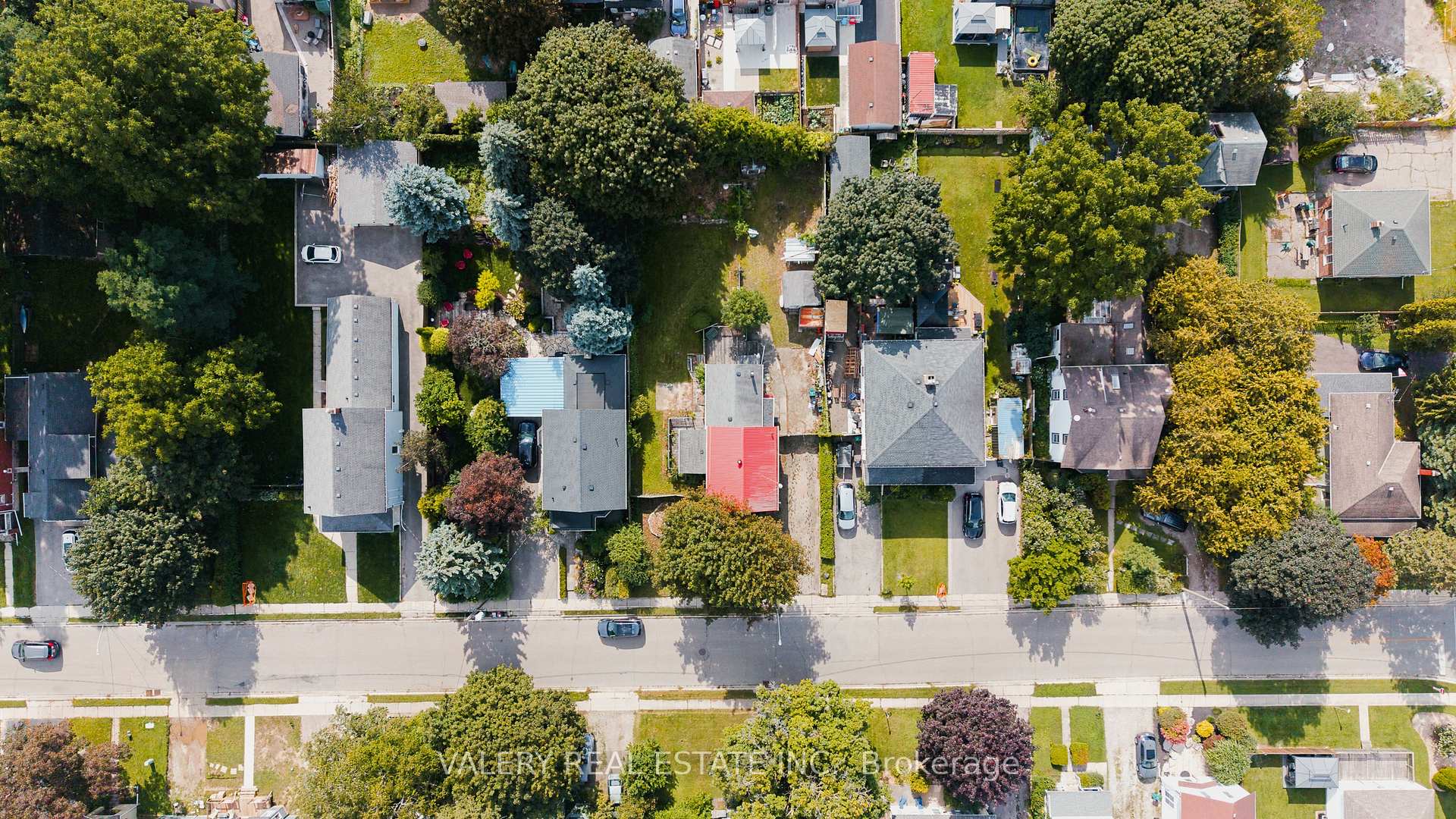 Photo 34 of 34 Chalmers Street N, Cambridge, East Galt — HOMEH