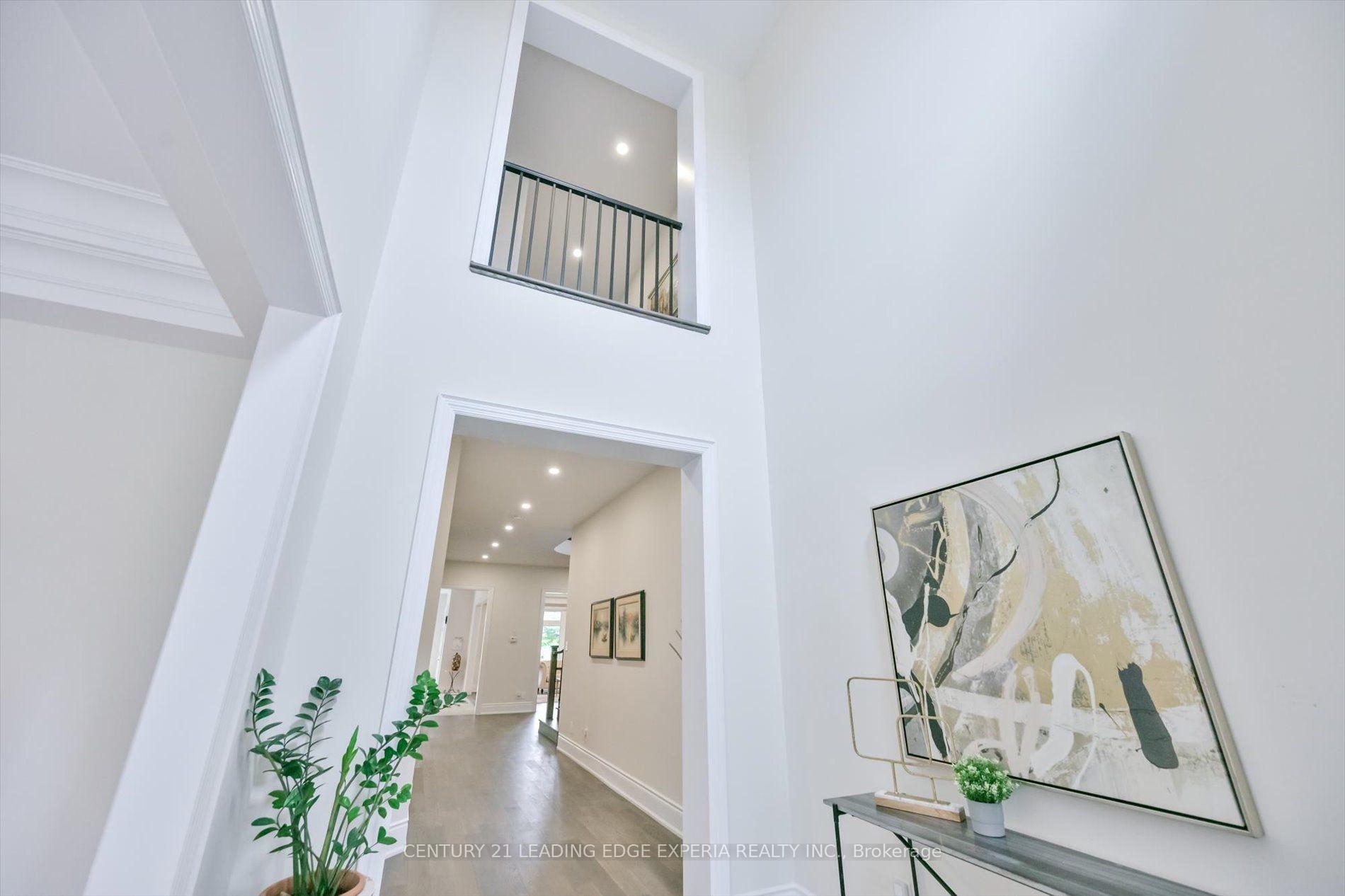 Photo 6 of 5006 14th Avenue, Markham, Milliken Mills East — HOMEH