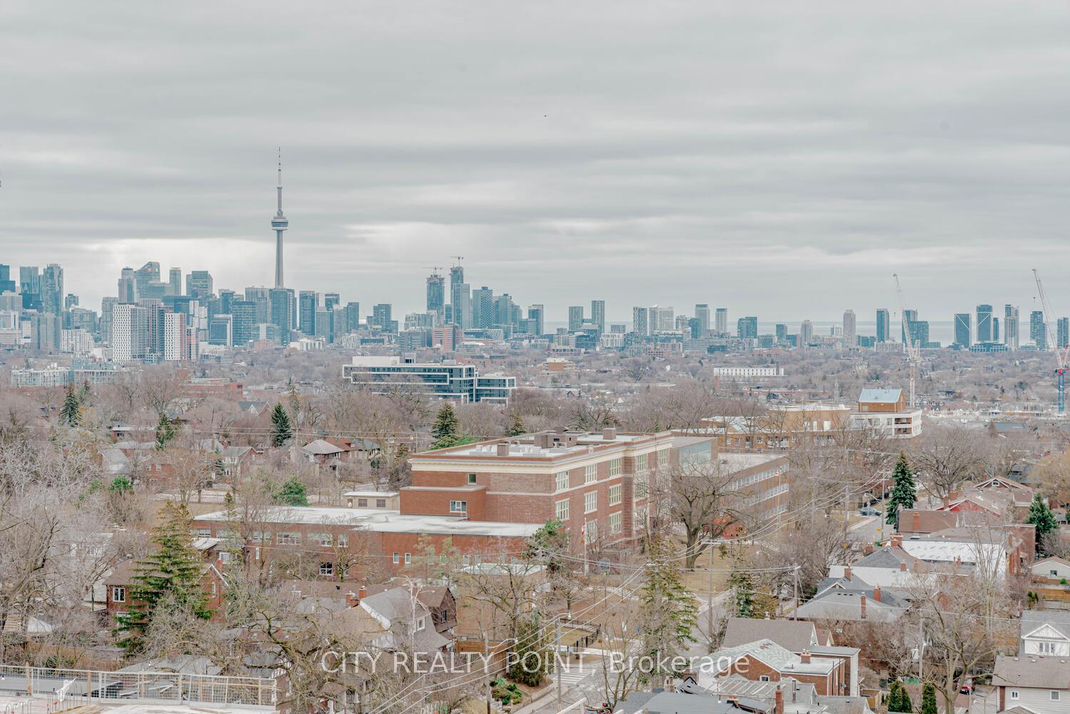Photo 4 of Unit 1206, 185 Alberta Avenue, Toronto, Oakwood Village — HOMEH