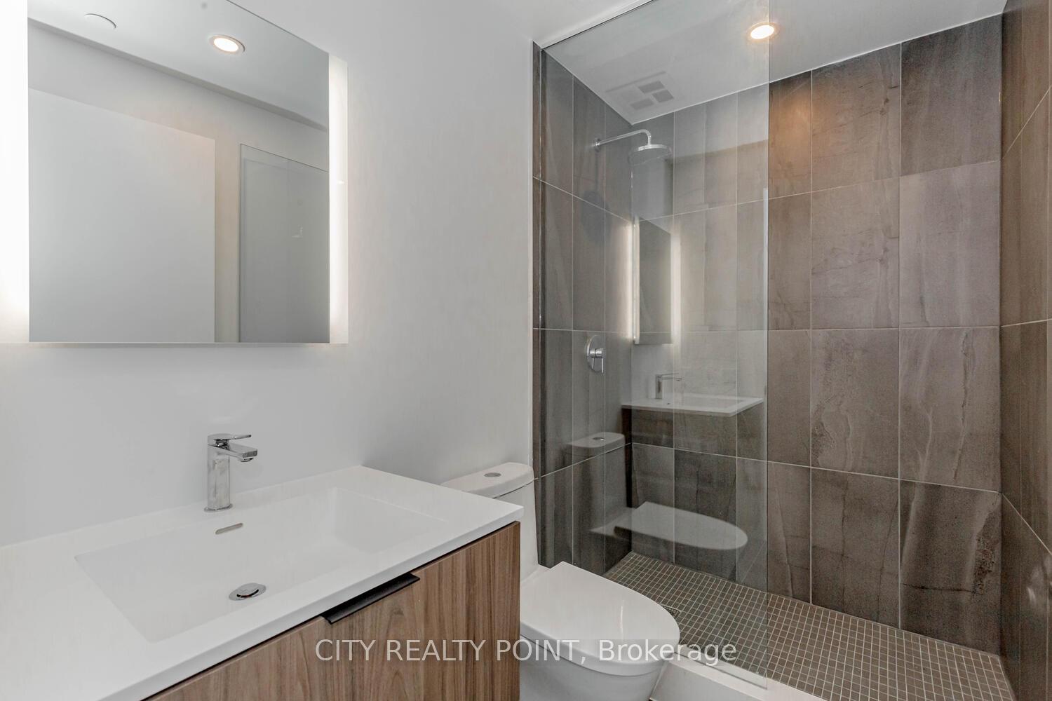 Photo 7 of Unit 1206, 185 Alberta Avenue, Toronto, Oakwood Village — HOMEH