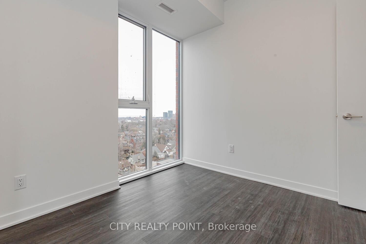 Photo 9 of Unit 1206, 185 Alberta Avenue, Toronto, Oakwood Village — HOMEH
