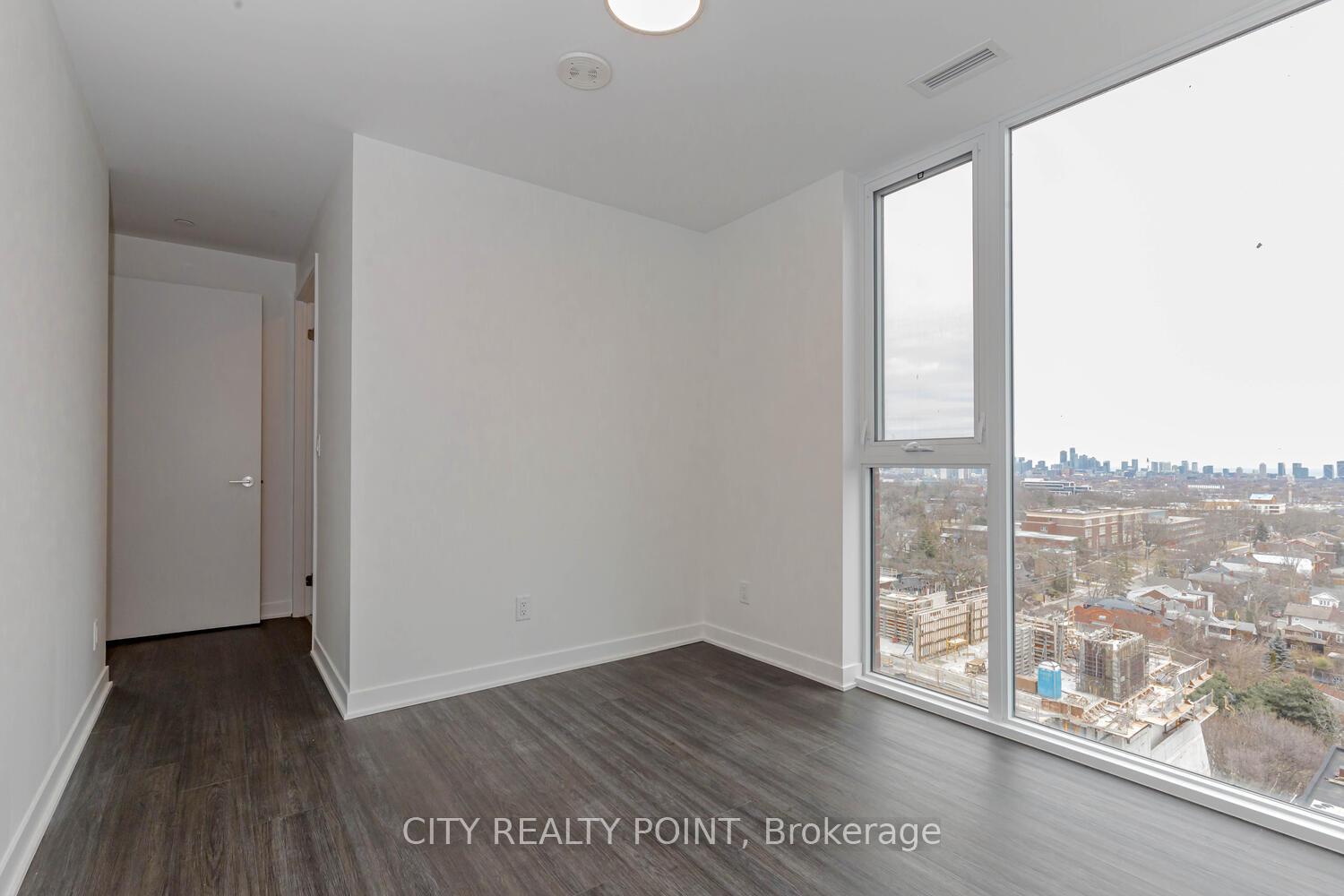 Photo 14 of Unit 1206, 185 Alberta Avenue, Toronto, Oakwood Village — HOMEH