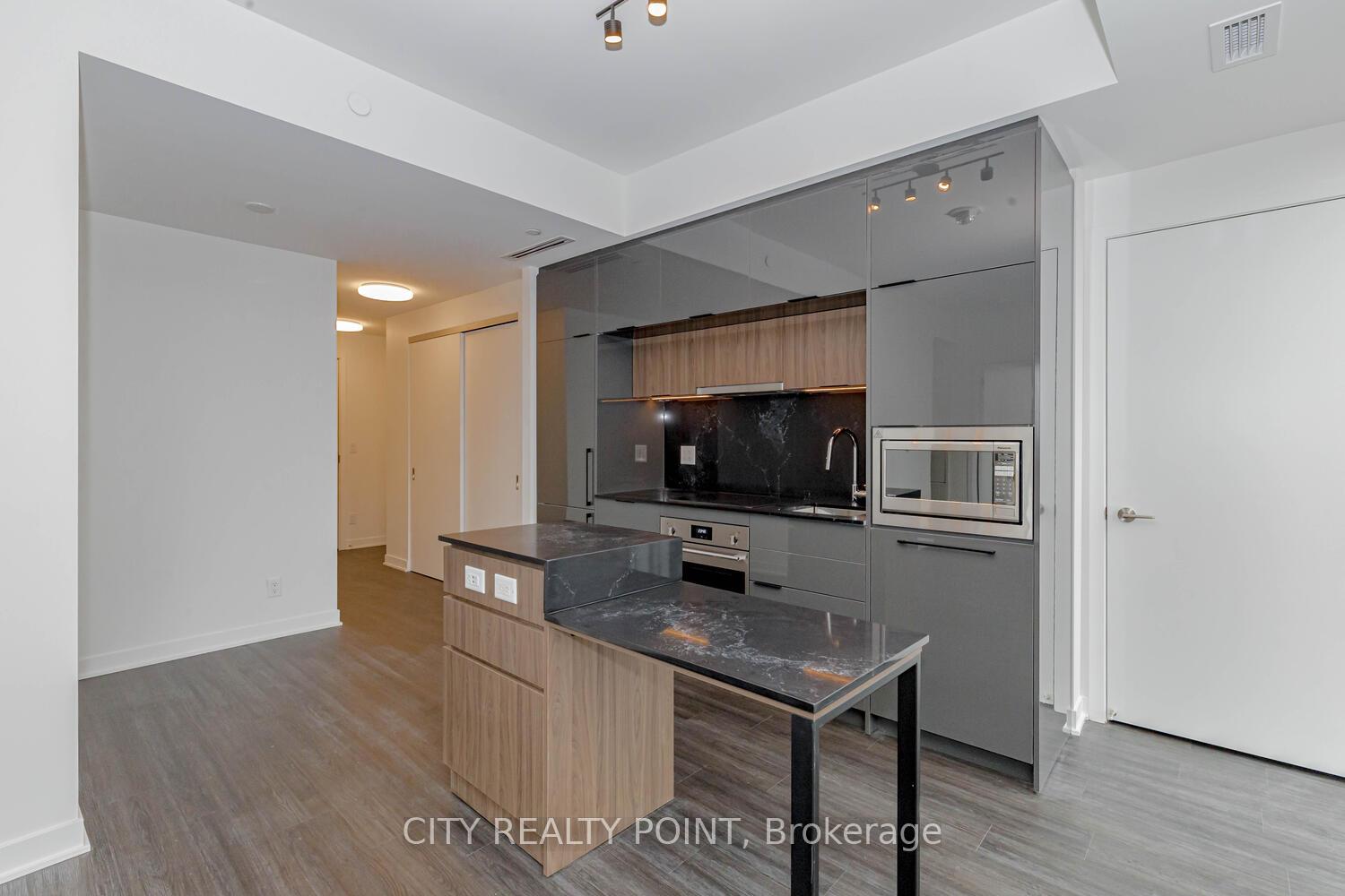 Photo 23 of Unit 1206, 185 Alberta Avenue, Toronto, Oakwood Village — HOMEH