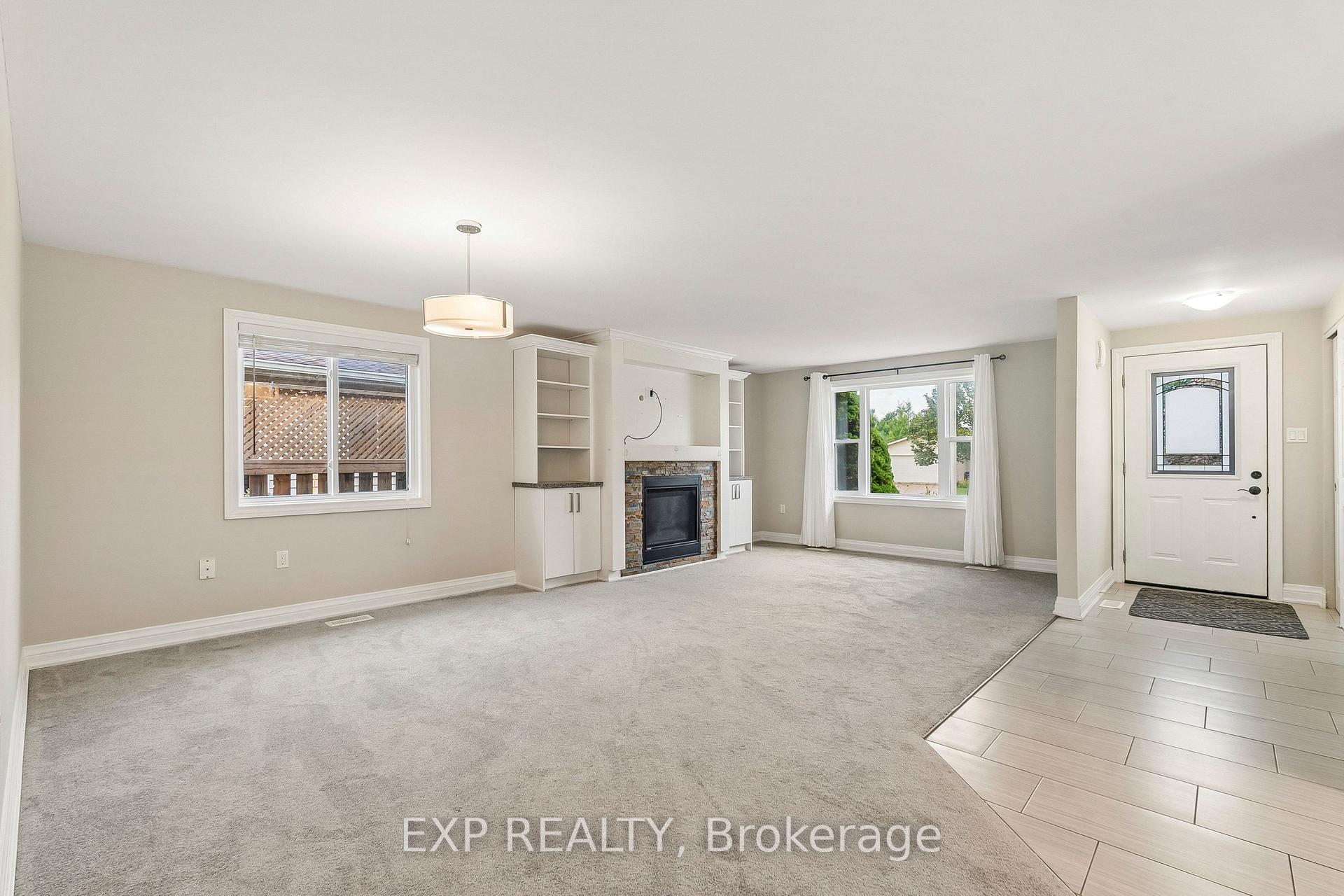Photo 9 of 138 Lillian Crescent, Barrie, Sunnidale — HOMEH