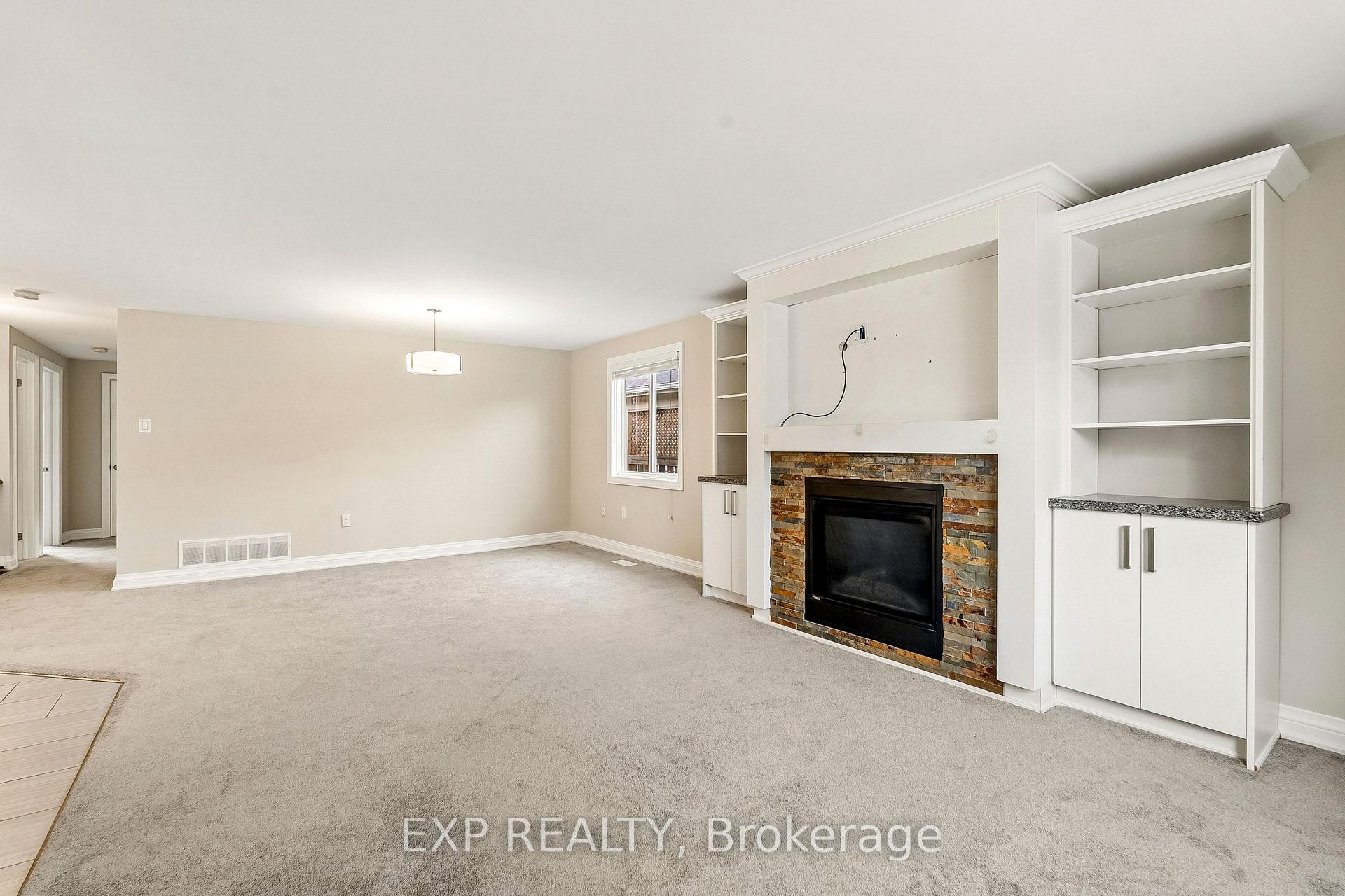 Photo 12 of 138 Lillian Crescent, Barrie, Sunnidale — HOMEH
