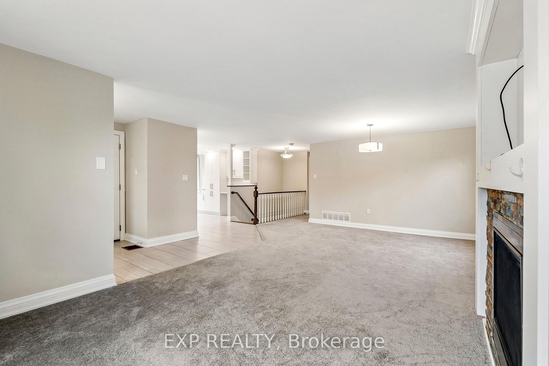 Photo 13 of 138 Lillian Crescent, Barrie, Sunnidale — HOMEH