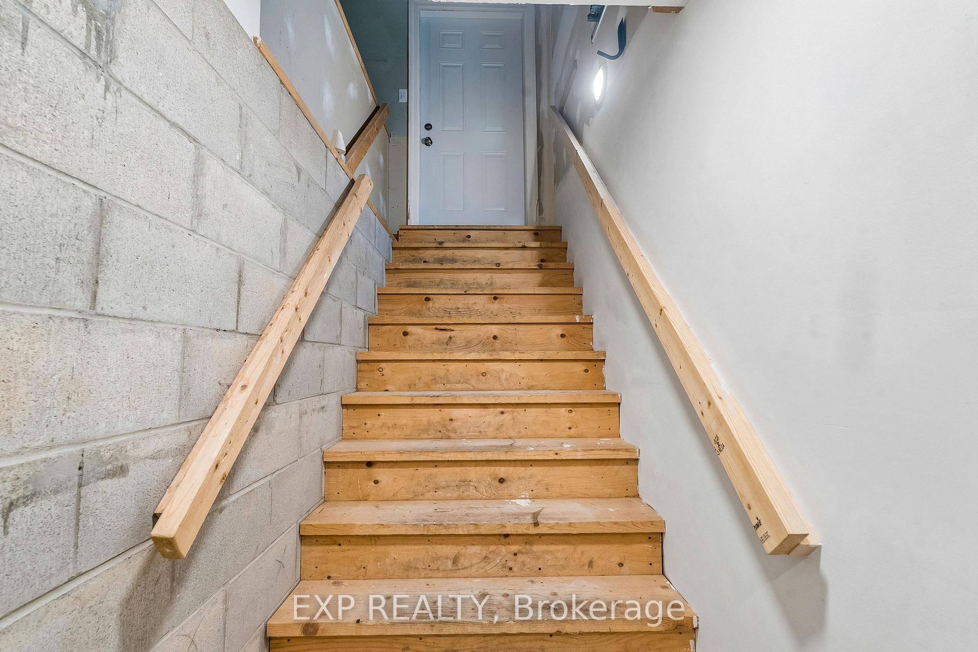 Photo 47 of 138 Lillian Crescent, Barrie, Sunnidale — HOMEH
