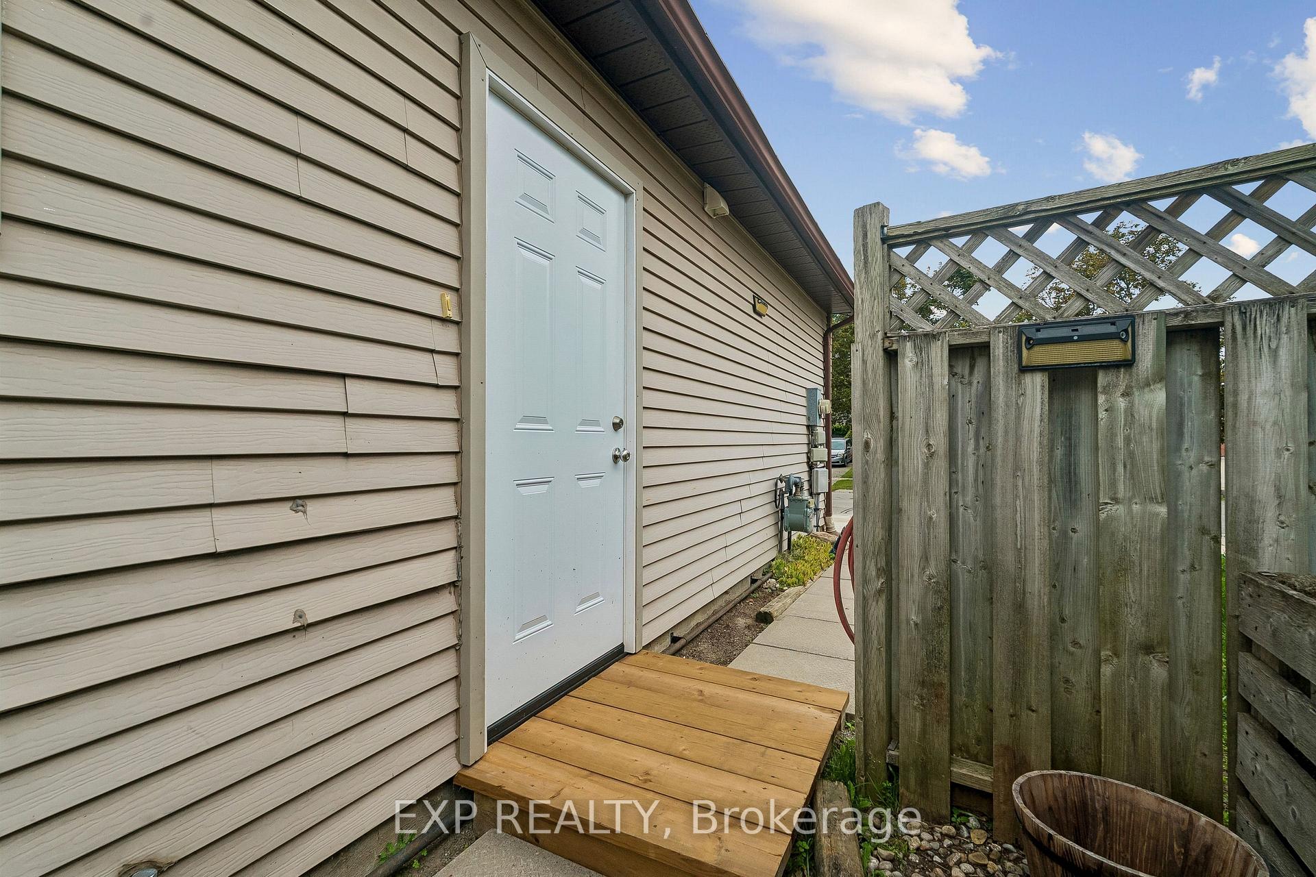 Photo 49 of 138 Lillian Crescent, Barrie, Sunnidale — HOMEH