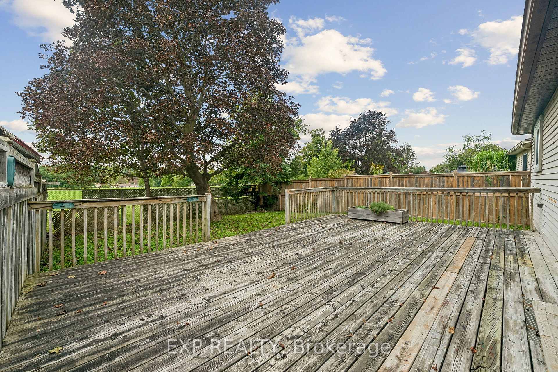 Photo 52 of 138 Lillian Crescent, Barrie, Sunnidale — HOMEH