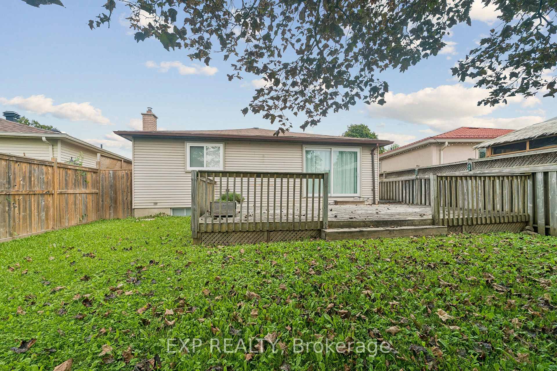 Photo 55 of 138 Lillian Crescent, Barrie, Sunnidale — HOMEH