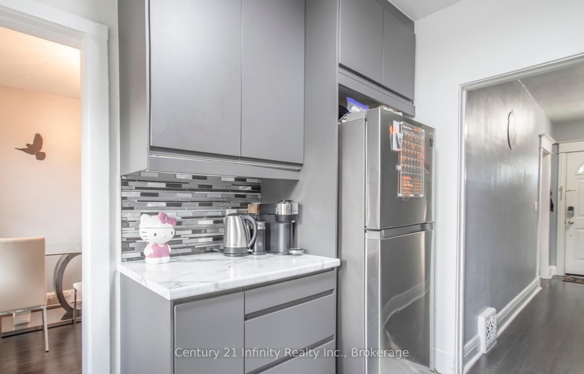 Photo 4 of 128 Birch Avenue, Hamilton, Gibson — HOMEH